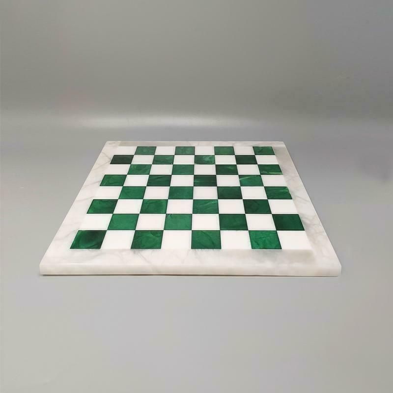 1970s Gorgeous Green And White Chess Set In Volterra Alabaster Handmade Made In Italy photo vinterior