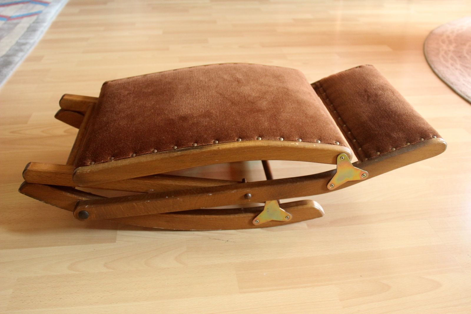 Rocking Foot Rest   Rocking Foot Stool   Made Of Wood, Fabric (Velours Brown) And Metal   3 Way Adjustable   Vintage photo buy