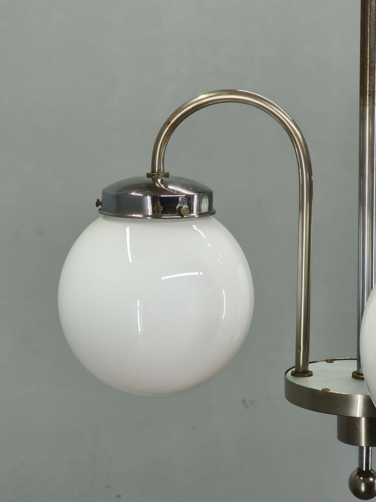 Tsjechische art deco hanglamp uit de jaren 1930 met drie opaline glazen bollen photo 802.0