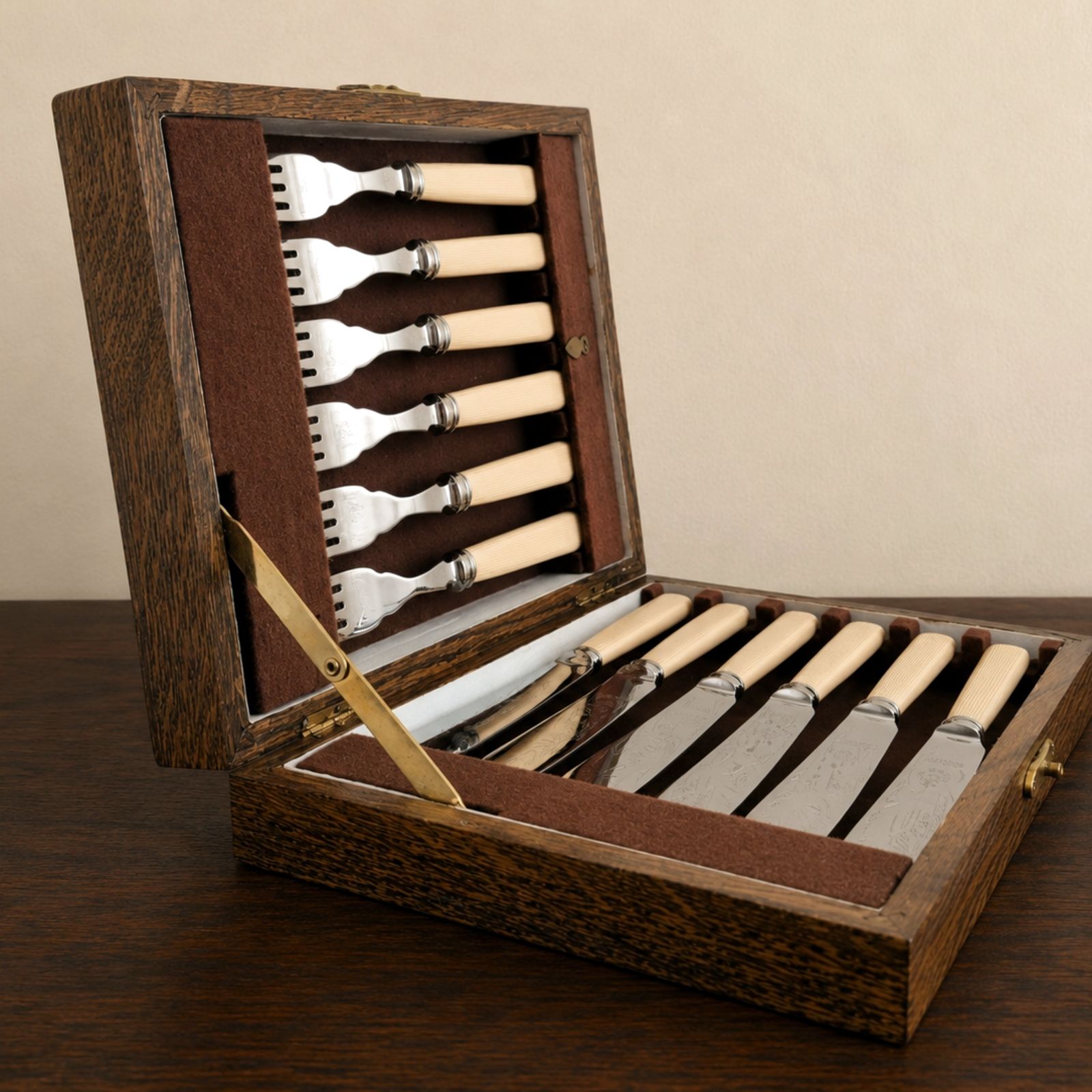 Boxed Firth Brearley Sheffield Fish Cutlery Set photo for sale