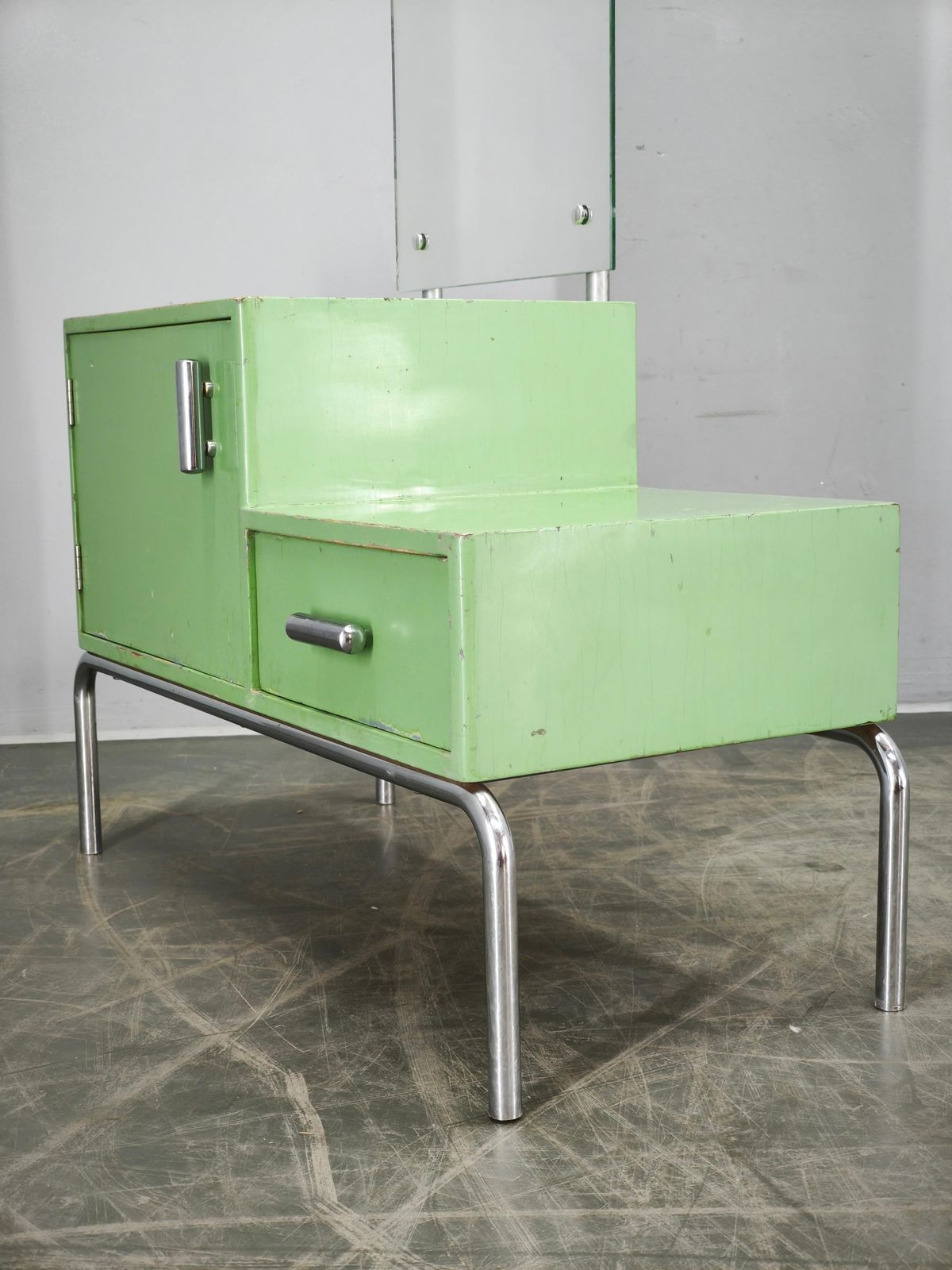 Bauhaus Czech Green Vanity Table With Mirror And Chrome Frame, 1930 photo vinterior