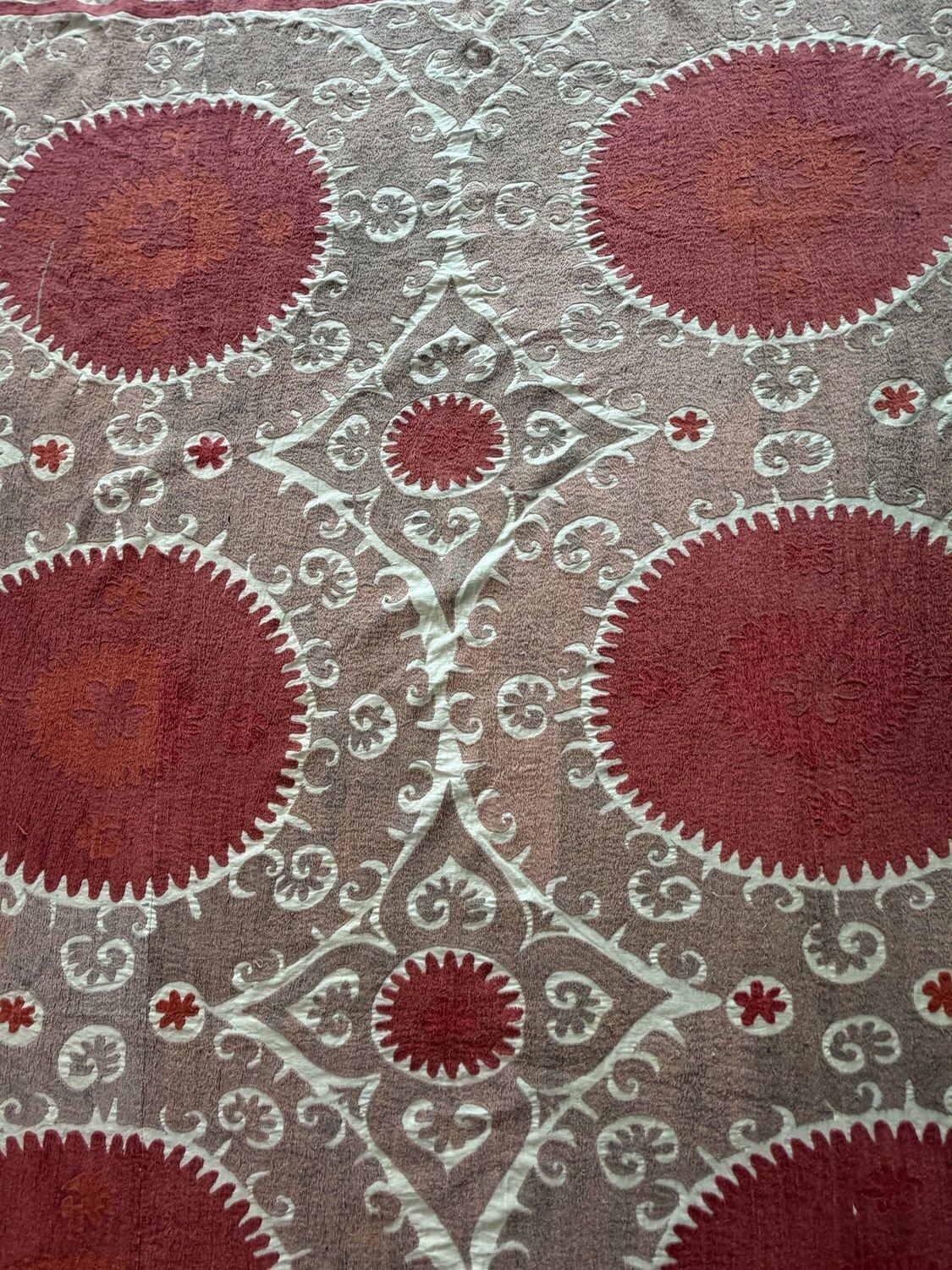 Tapisserie Suzani ouzbèke brodée à la main, rouge et beige, 230 x 335 cm photo buy