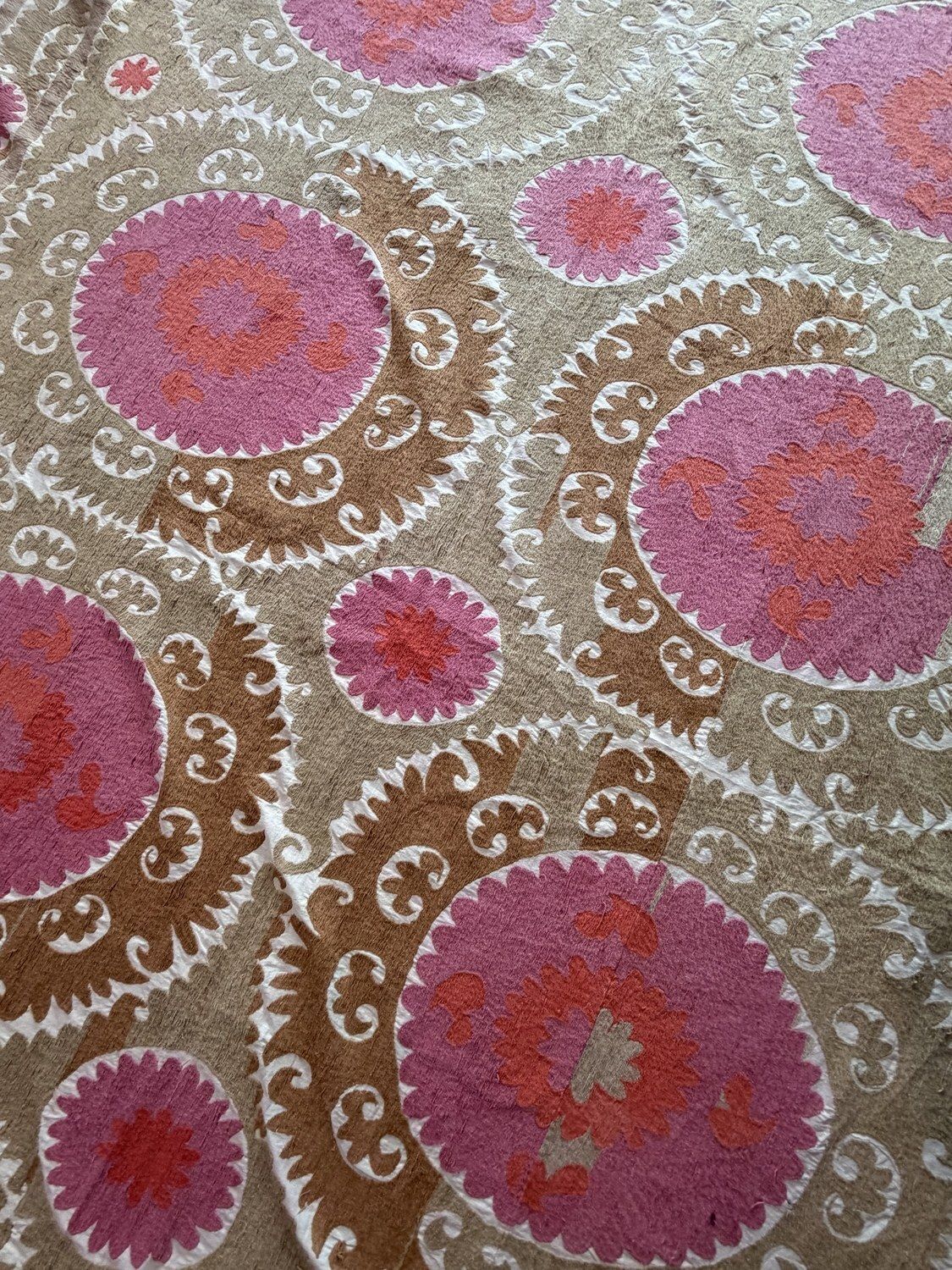 Boho roze beige Bukhara Suzani wandkleed 238 x 330 cm photo buy