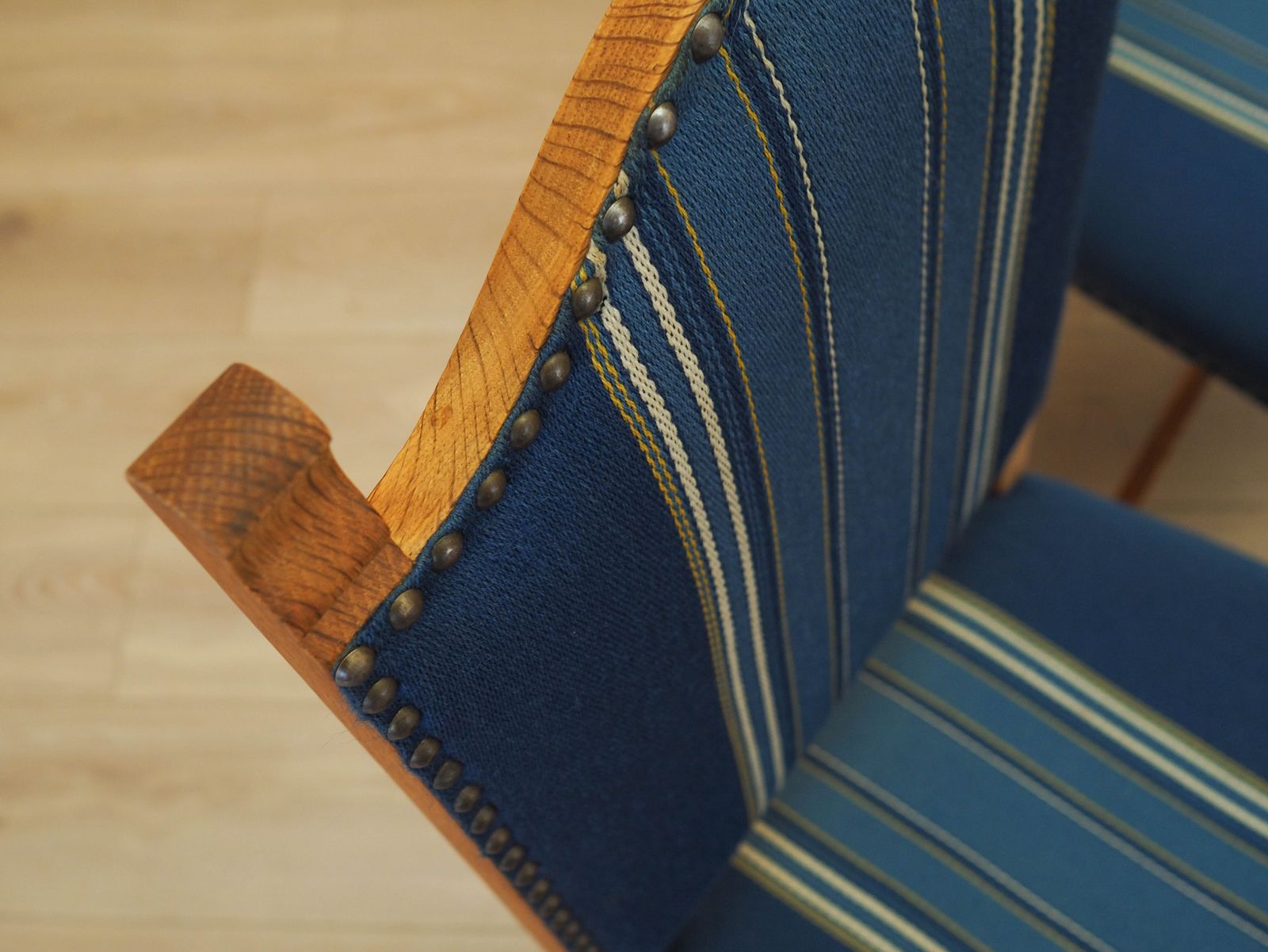 Set van zes eiken stoelen, Deens design, jaren 1960, ontwerper: Henning Kjærnulf photo vinterior