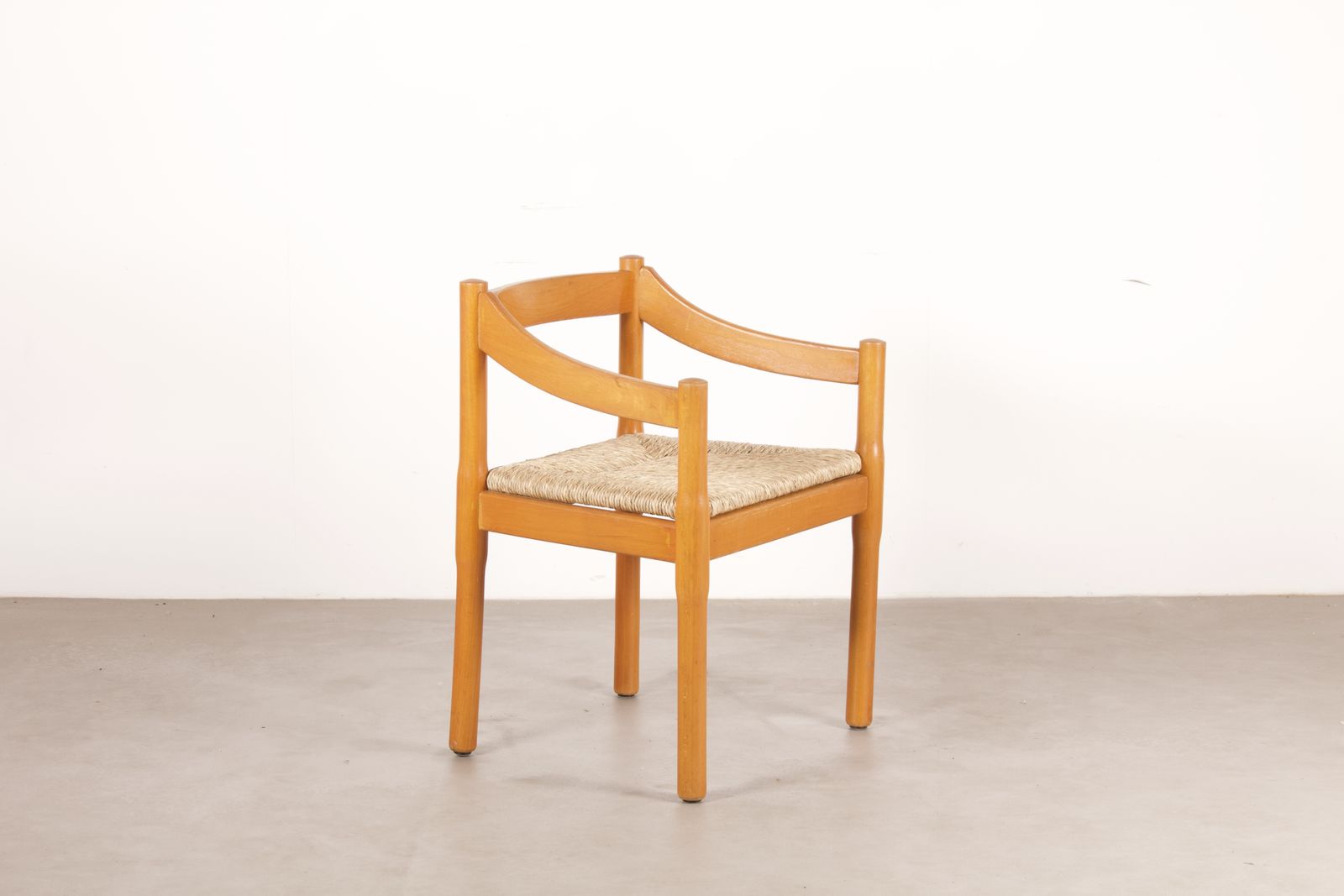 Vintage Carimate Chair In Beech By Vico Magistretti For Cassina, 1960s photo Furniture