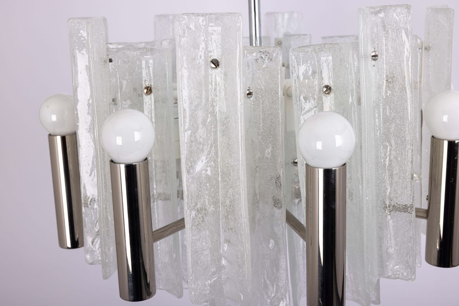 Kalmar chromen kroonluchter met ijsglas, Duitsland, 1970 photo Verlichting