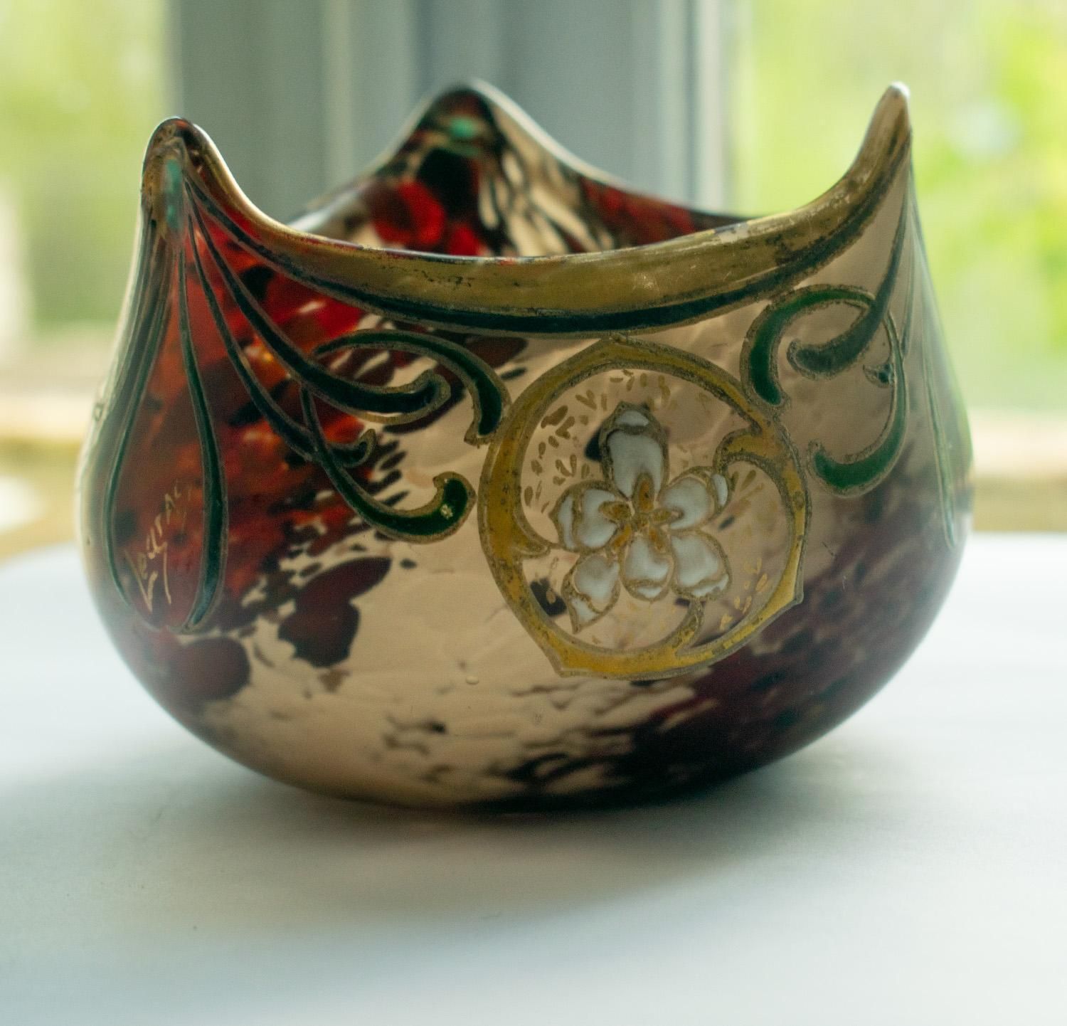Vase boule en verre soufflé Art Nouveau, Le Gras photo furniture