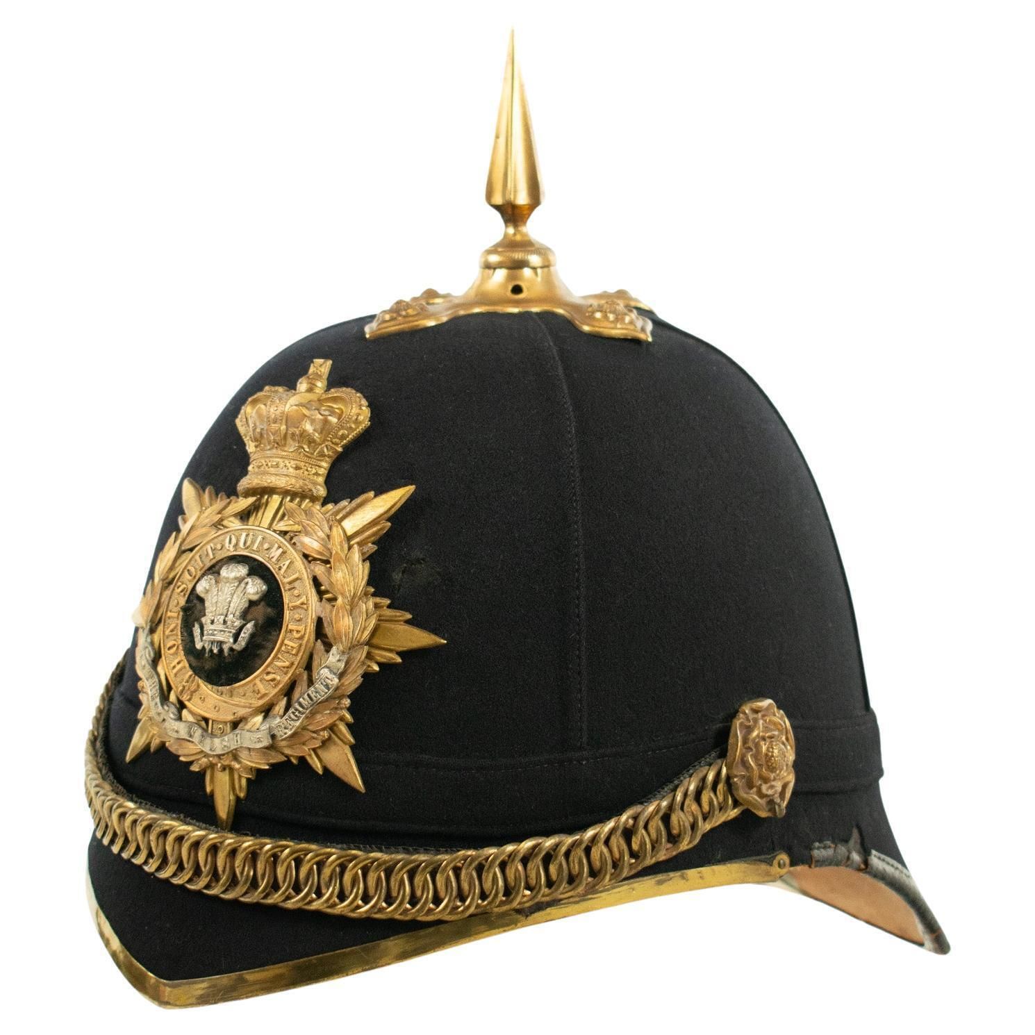 Casque de service intérieur victorien du Welsh Regiment