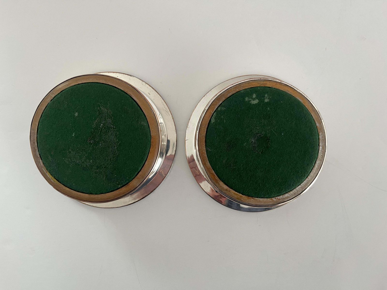 photo vintage Paar Georgische wijncoasters van zilver en Sheffield plate, ca. 1790