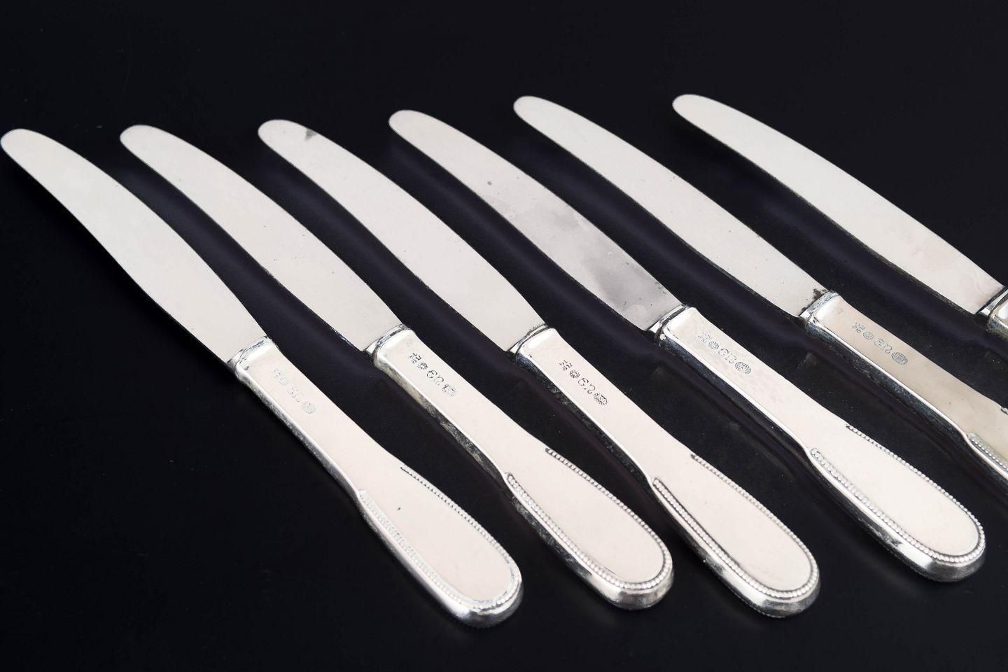 Evald Nielsen. Ensemble de six couteaux à fruits en argent et acier inoxydable, années 1930 photo furniture