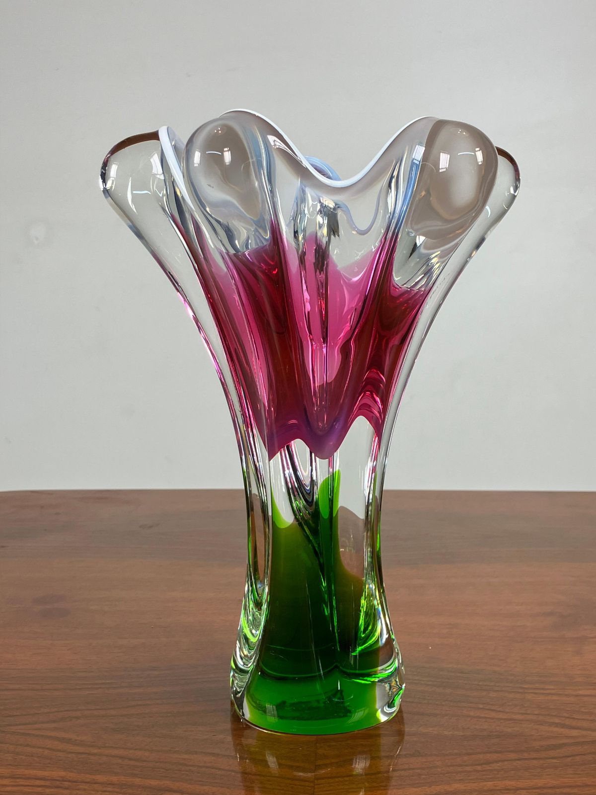photo for sale Vase en verre artistique par Josef Hospodka pour Chribska Glassworks, années 1960