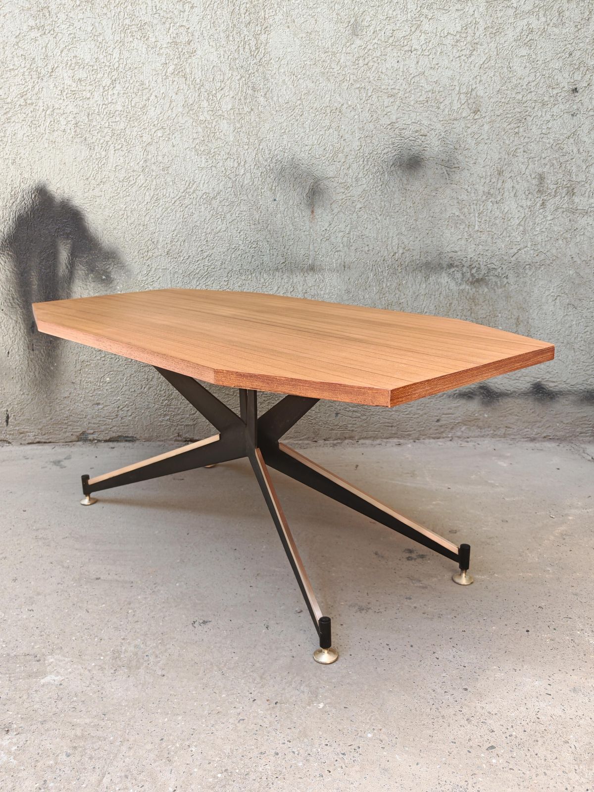 Mid Century Coffee Table In Mahogany, Iron And Brass Attr. To Carlo Ratti, Italy photo vintage