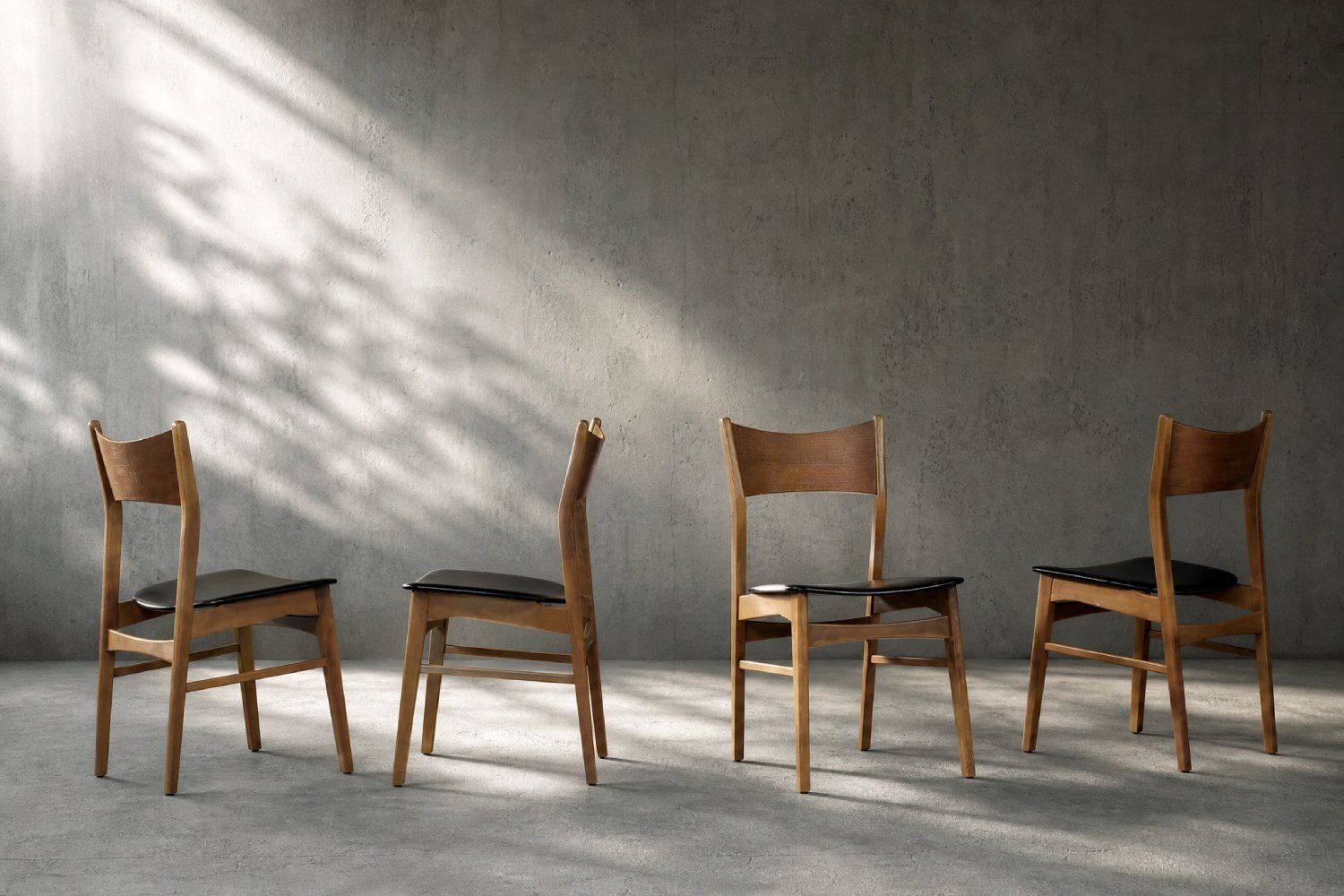 Mid-Century Scandinavisch Modern eetkamerstoelen in beuk en teak, jaren 1960, set van 4 photo furniture