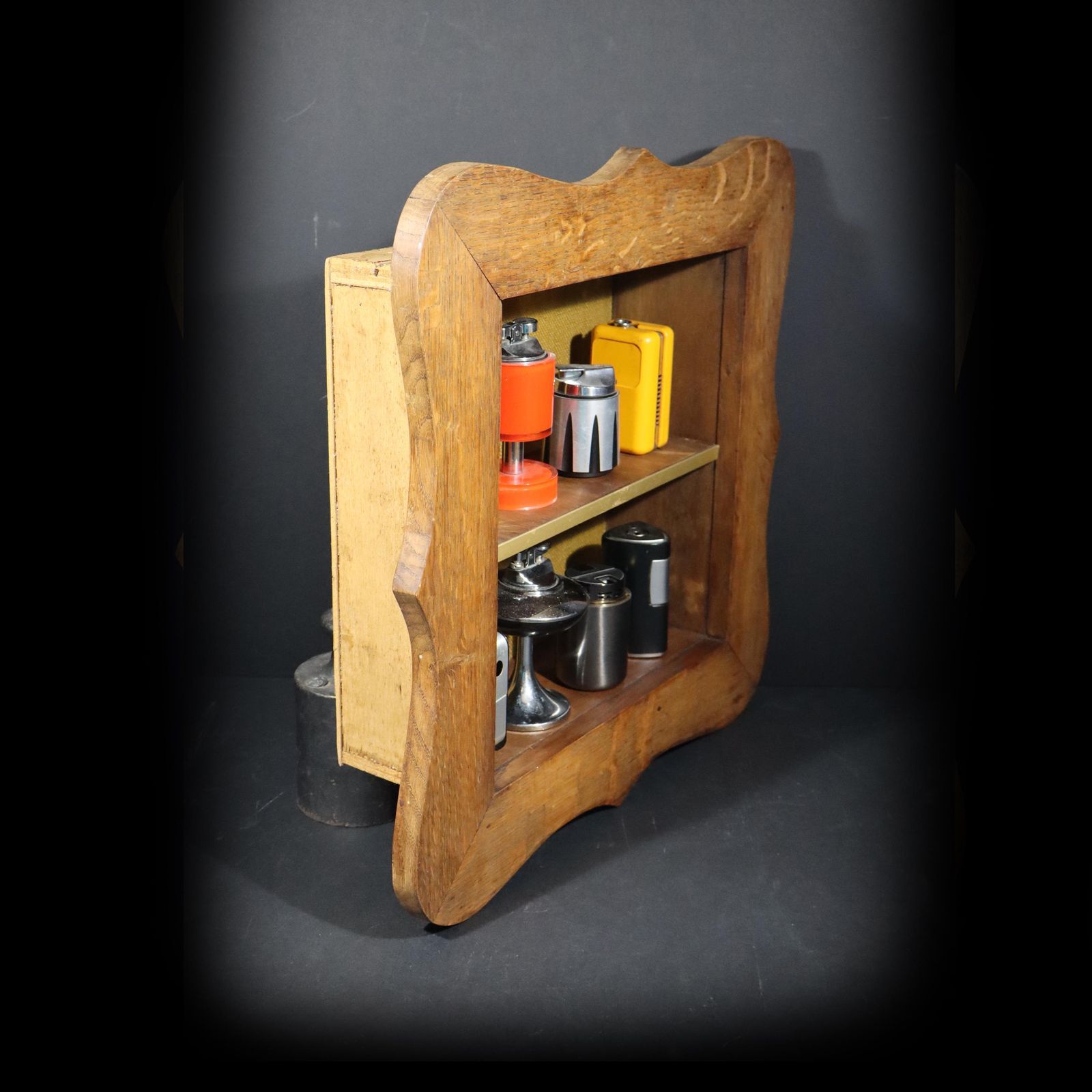 Étagère murale vintage française en bois, 2 niveaux, ouverte et décorative photo vinterior