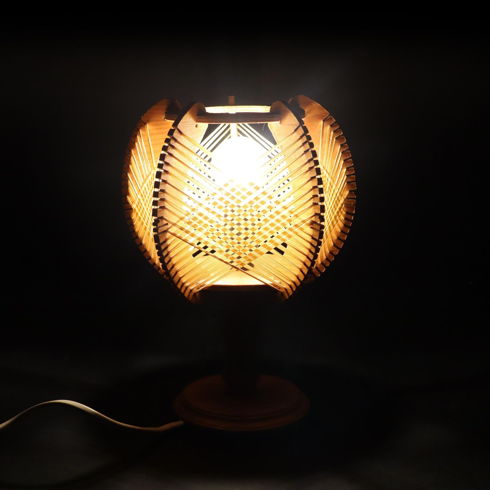 Vintage Portuguese Table Lamp In Wood And Braided Cane, 1960s photo for sale
