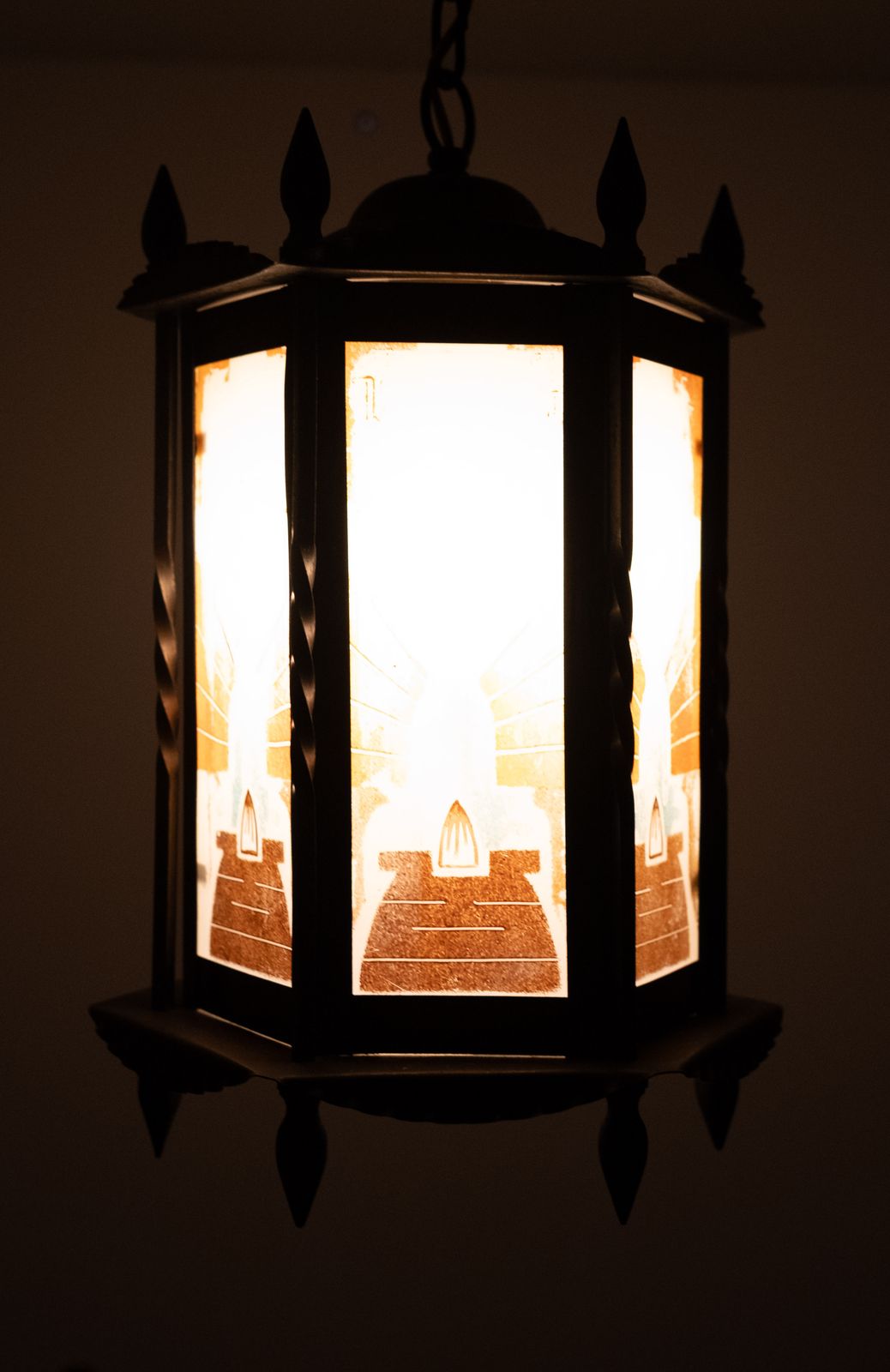 photo for sale Amsterdam School Hexagonale Art Deco Lamp Met Beschilderd Glas, Nederland