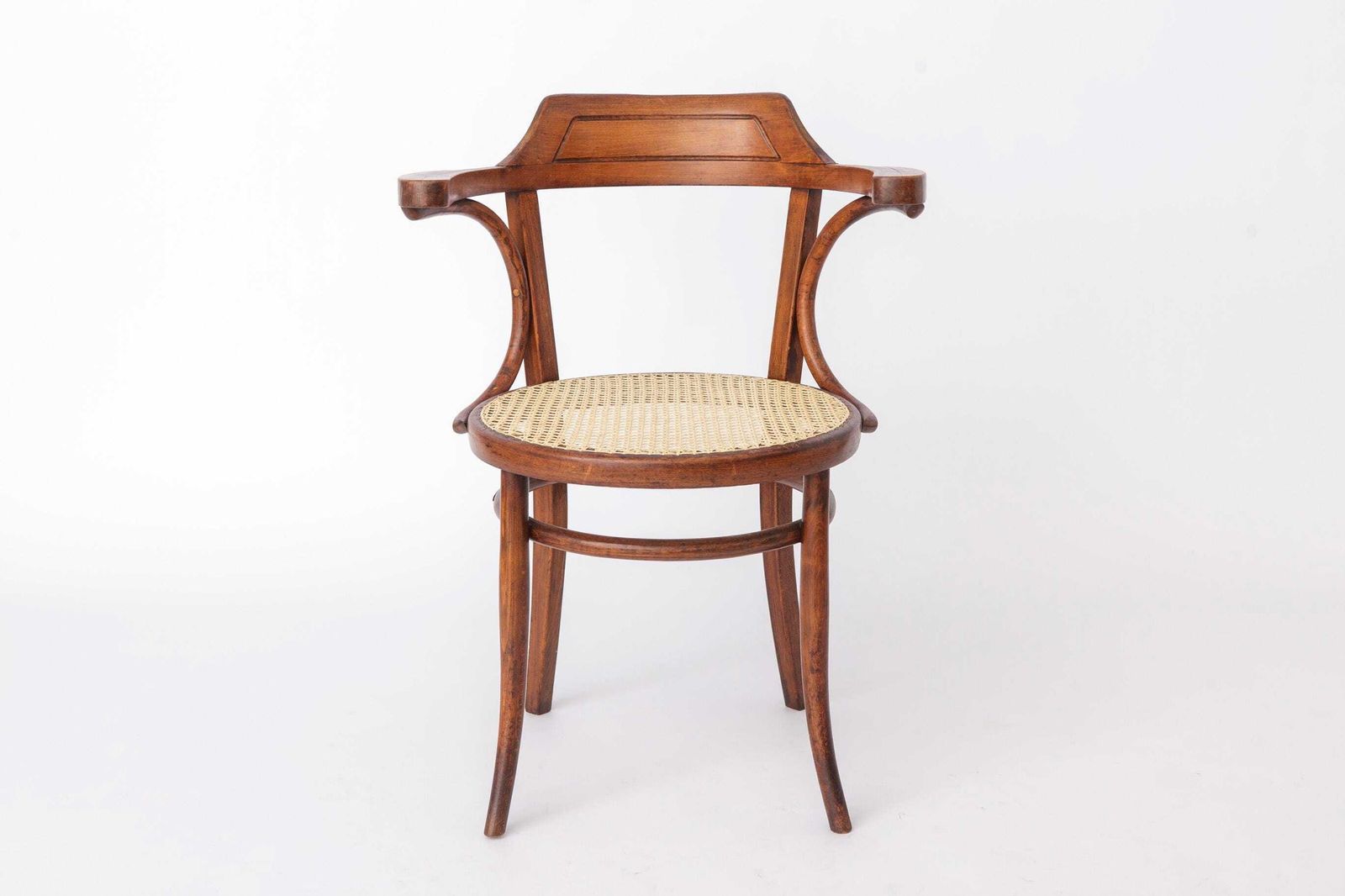 1 van 2 Vintage Bentwood Bureaustoel, jaren 1950 Oostenrijkse Stoel, Mid-Century Rieten Stoel, Gerestaureerde Beukenhouten Stoel