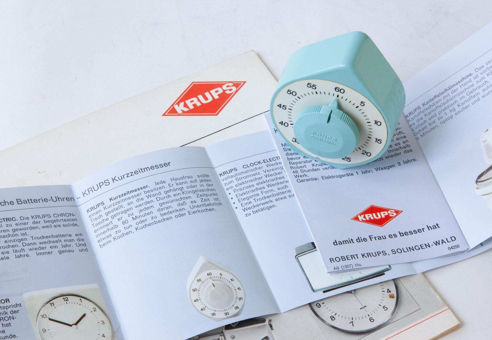 Keukenwekker KRUPS jaren 1960 – Space Age Panton Pop Duitsland Plastic Atomic Short Egg jaren 1970 Alarm photo buy