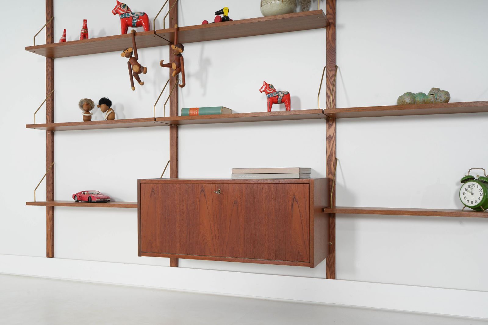 Teakhouten modulaire wandkast, Deens design, jaren 1970, gemaakt in Denemarken photo 2379.0