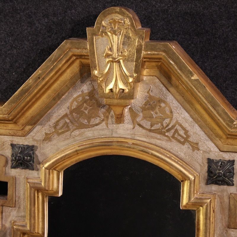 Miroir italien laqué et doré, XIXe siècle photo for sale
