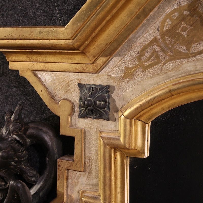photo furniture Miroir italien laqué et doré, XIXe siècle