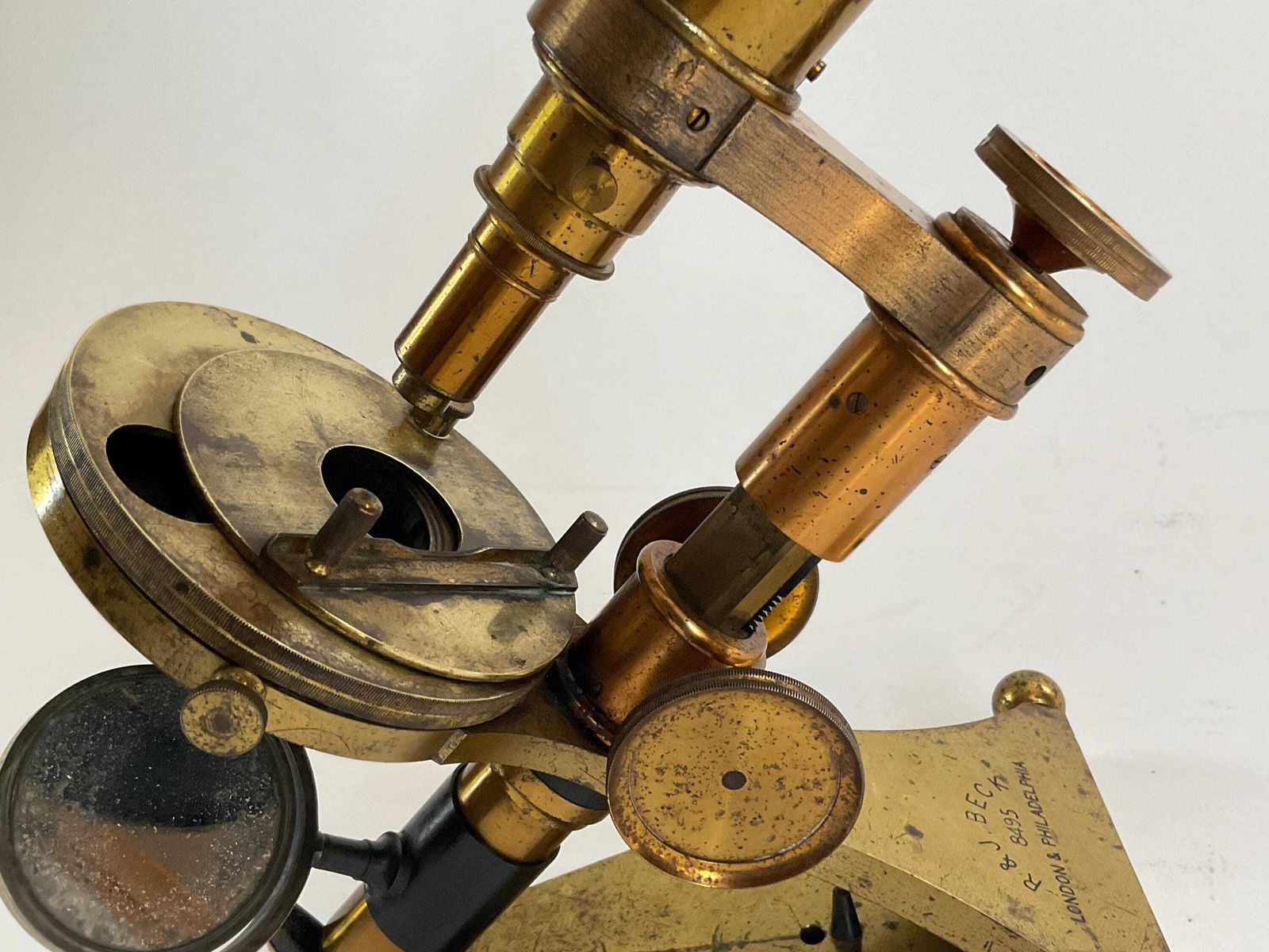 Antiek Victoriaans messing binoculaire microscoop van R J Beck, London & Philadelphia, ca. 1876. photo buy