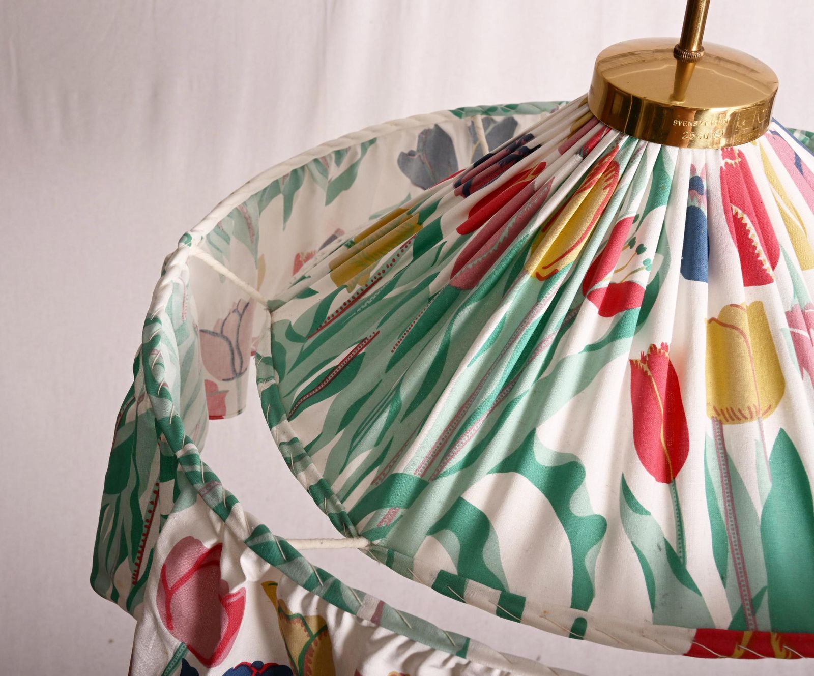 photo vinterior Tulip Fabric Pendant Lamp Desiged By Josef Frank For, Svenskt Tenn
