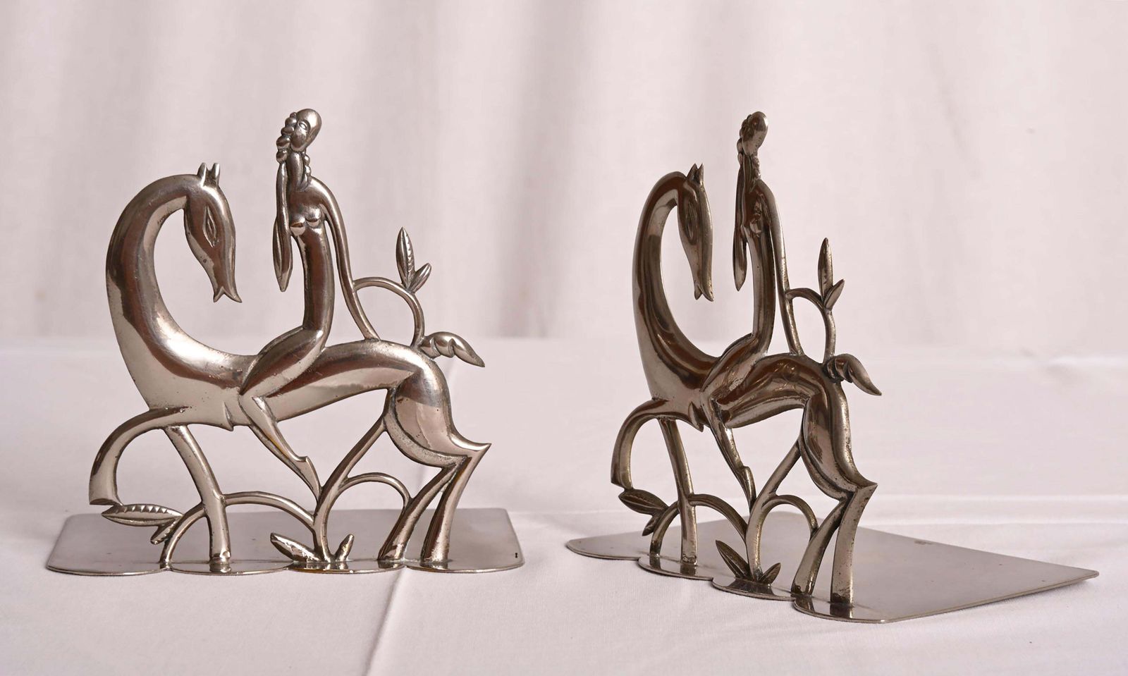 Rare Pair Of Bookends Rider "Diana" On A Horse, Hagenauer Workshop Vienna photo vinterior