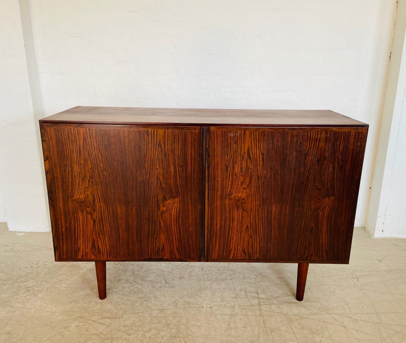 Vintage Retro Danish Mid Century Rosewood Sideboard By Gunni Omann 1960,S