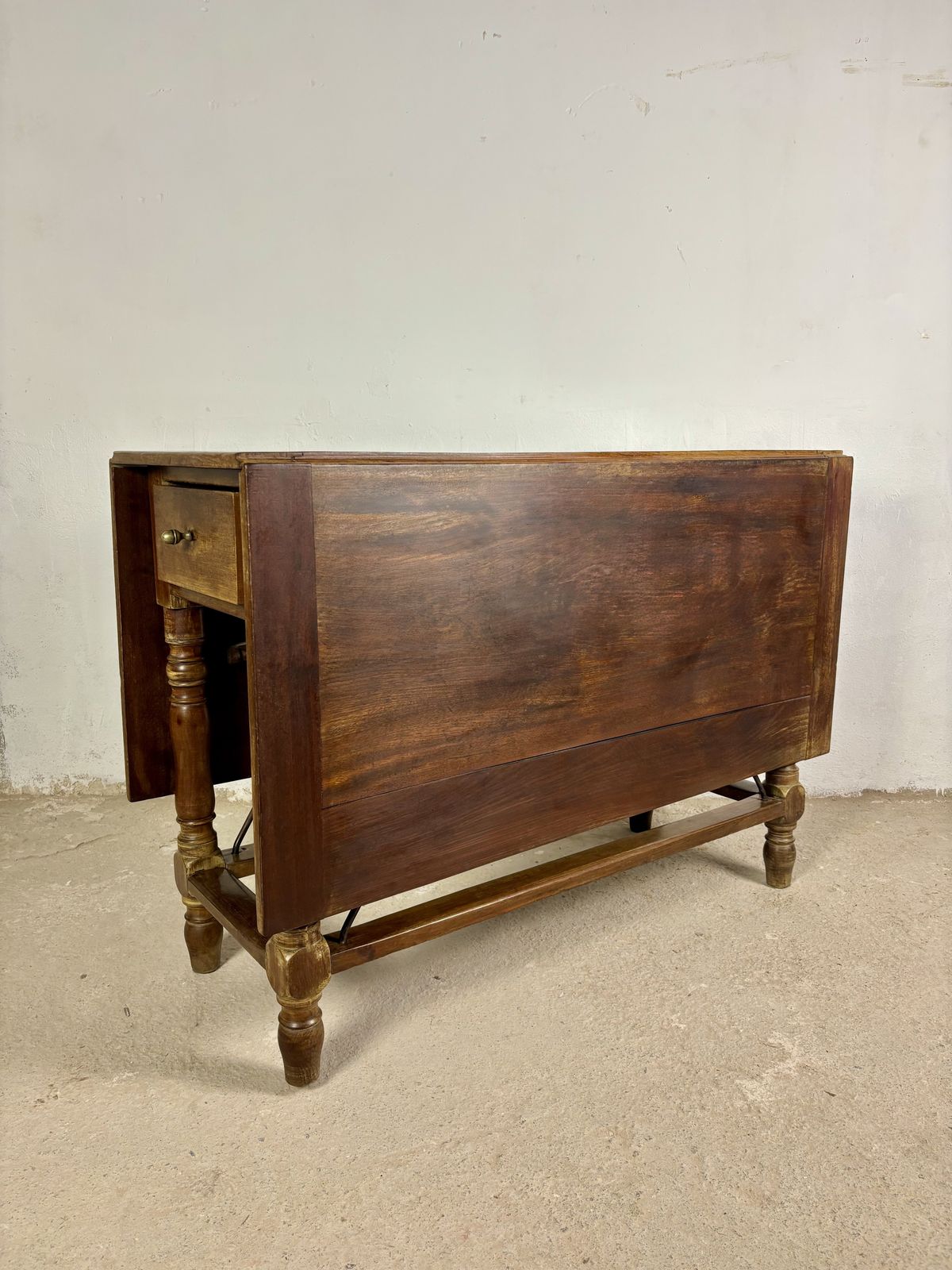 Spaanse houten klaptafel, begin 20e eeuw photo for sale