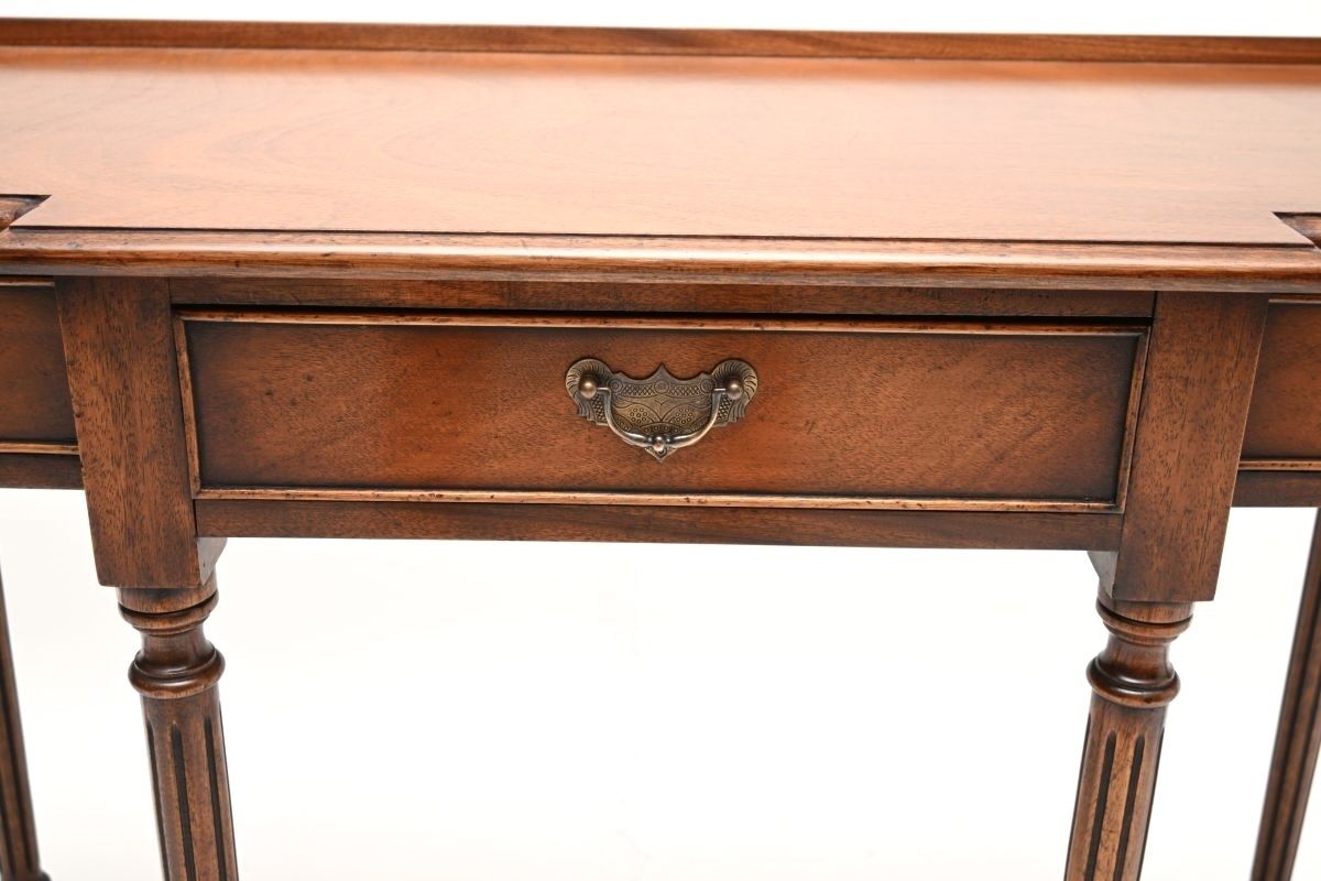 Antique Georgian Style Mahogany Console Table photo vinterior
