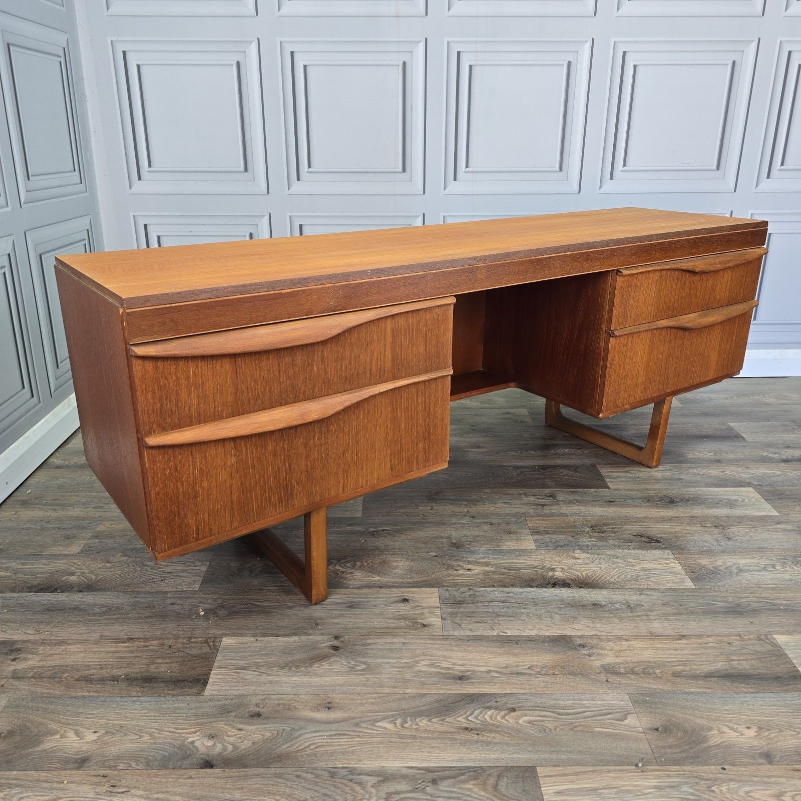 Mid Century Writing Desk Teak Scandinavian Style Dressing Table Vintage Retro photo furniture
