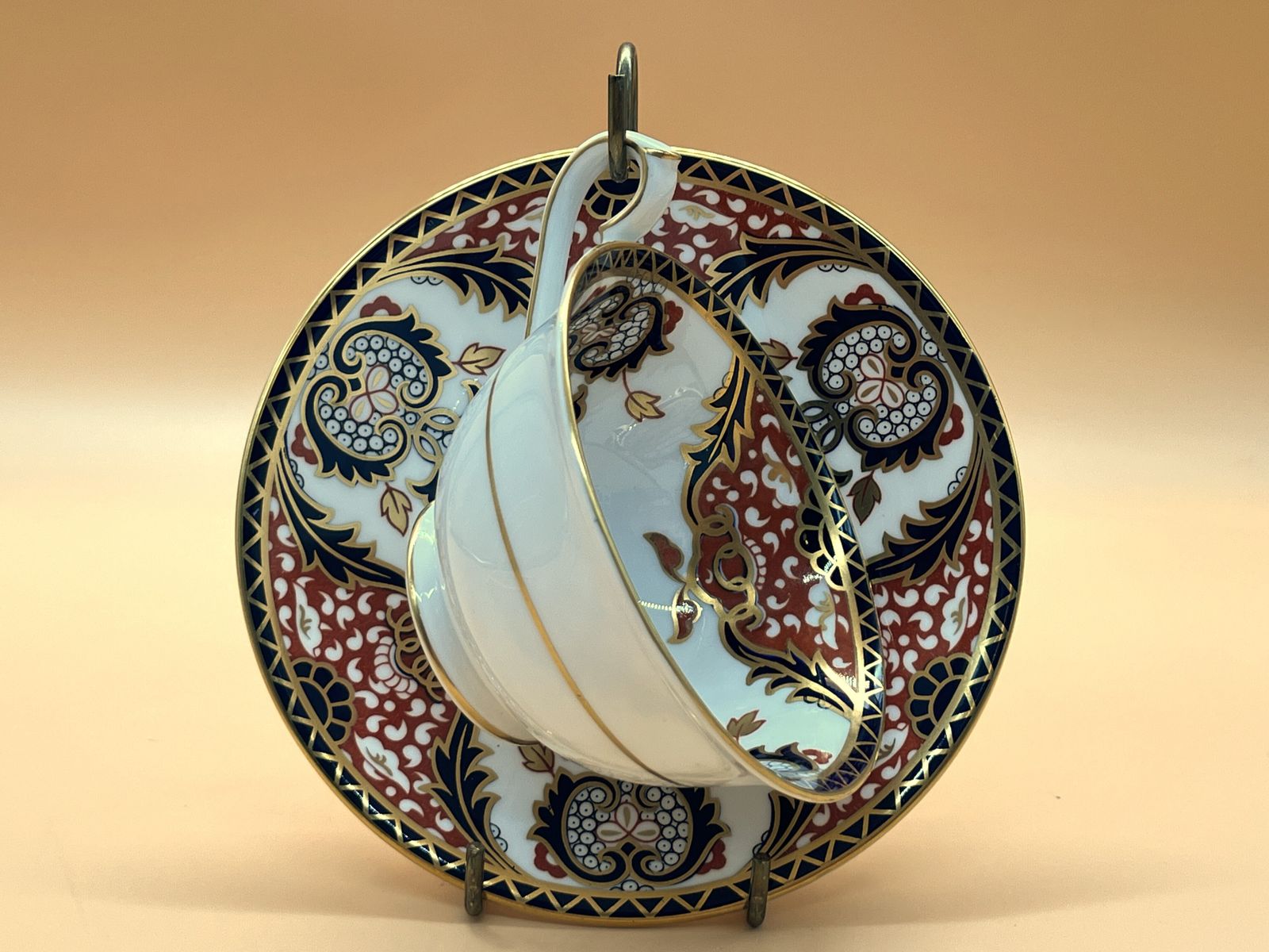 Royal Crown Derby China Kings Imari Design Elgin Shape Theekopje en Schotel. 383. photo furniture
