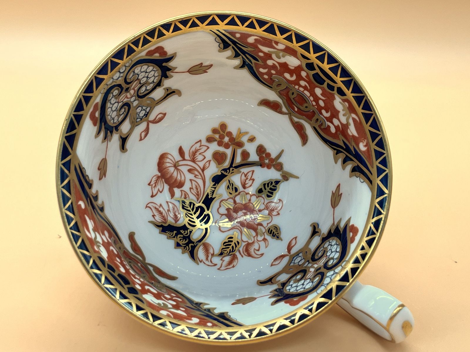 Royal Crown Derby China Kings Imari Design Elgin Shape Theekopje en Schotel. 383. photo vinterior