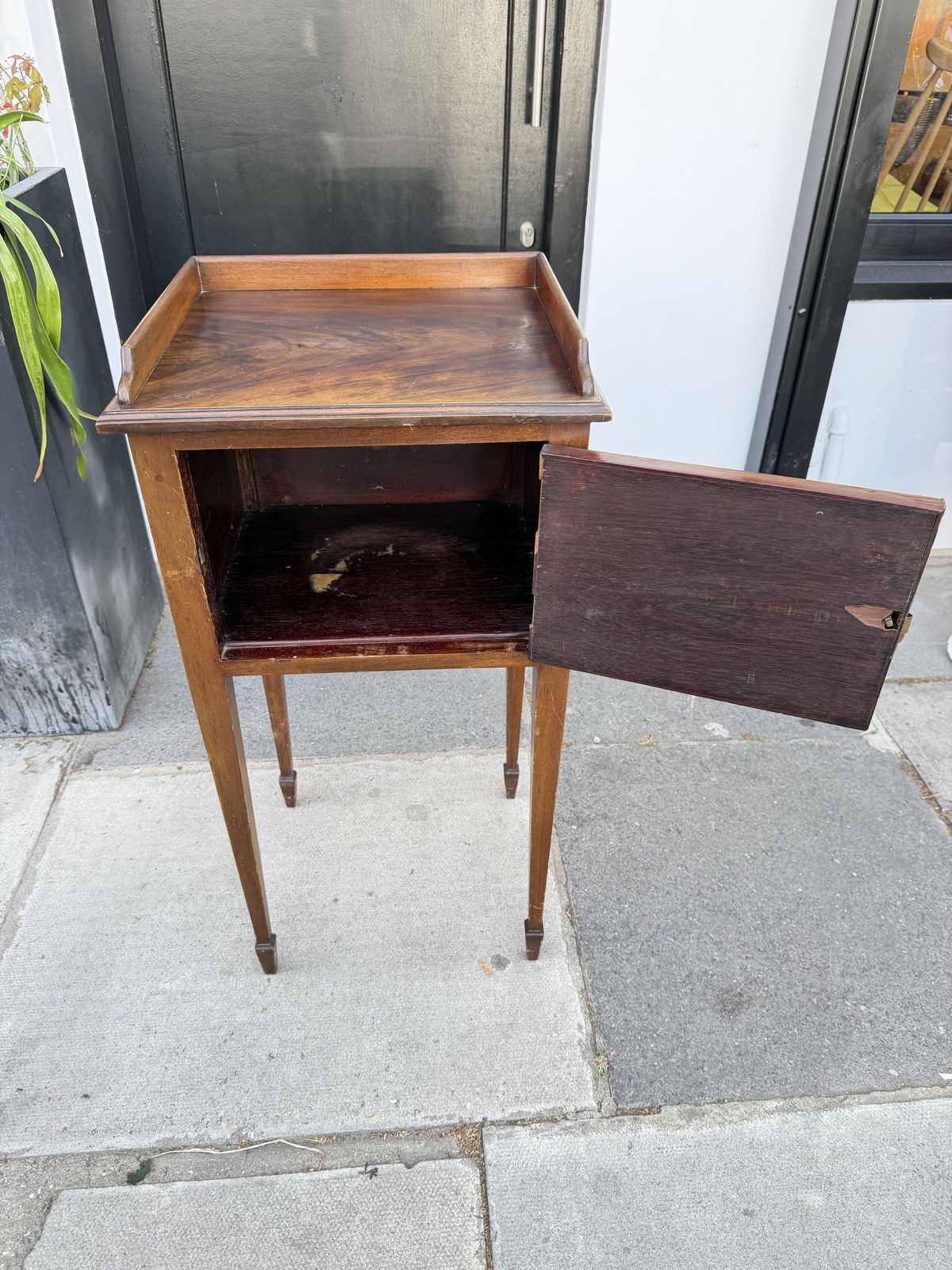 Late Georgian Mahogany Bedside Cabinet With Gallery Top, C.1800–1820 photo Furniture