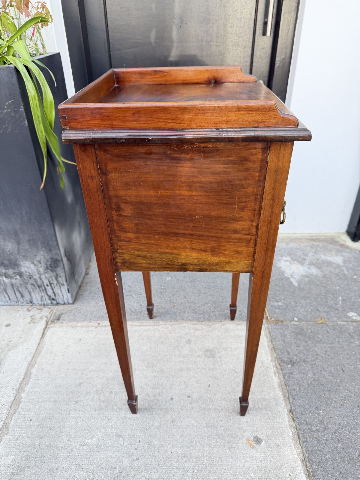 Late Georgian Mahogany Bedside Cabinet With Gallery Top, C.1800–1820 photo 325.0