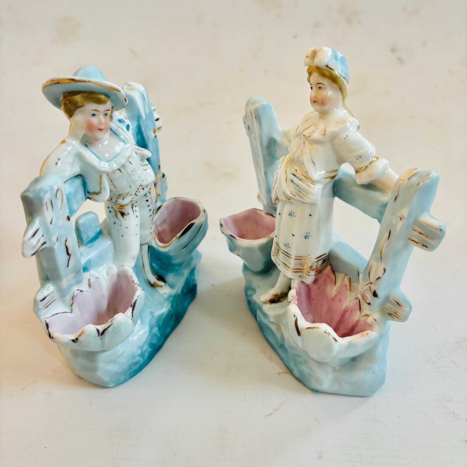 Woonaccessoires Antiek Duits Porseleinen Spillvazen   Paar Figuratieve Luciferhoudertjes C.1890 photo
