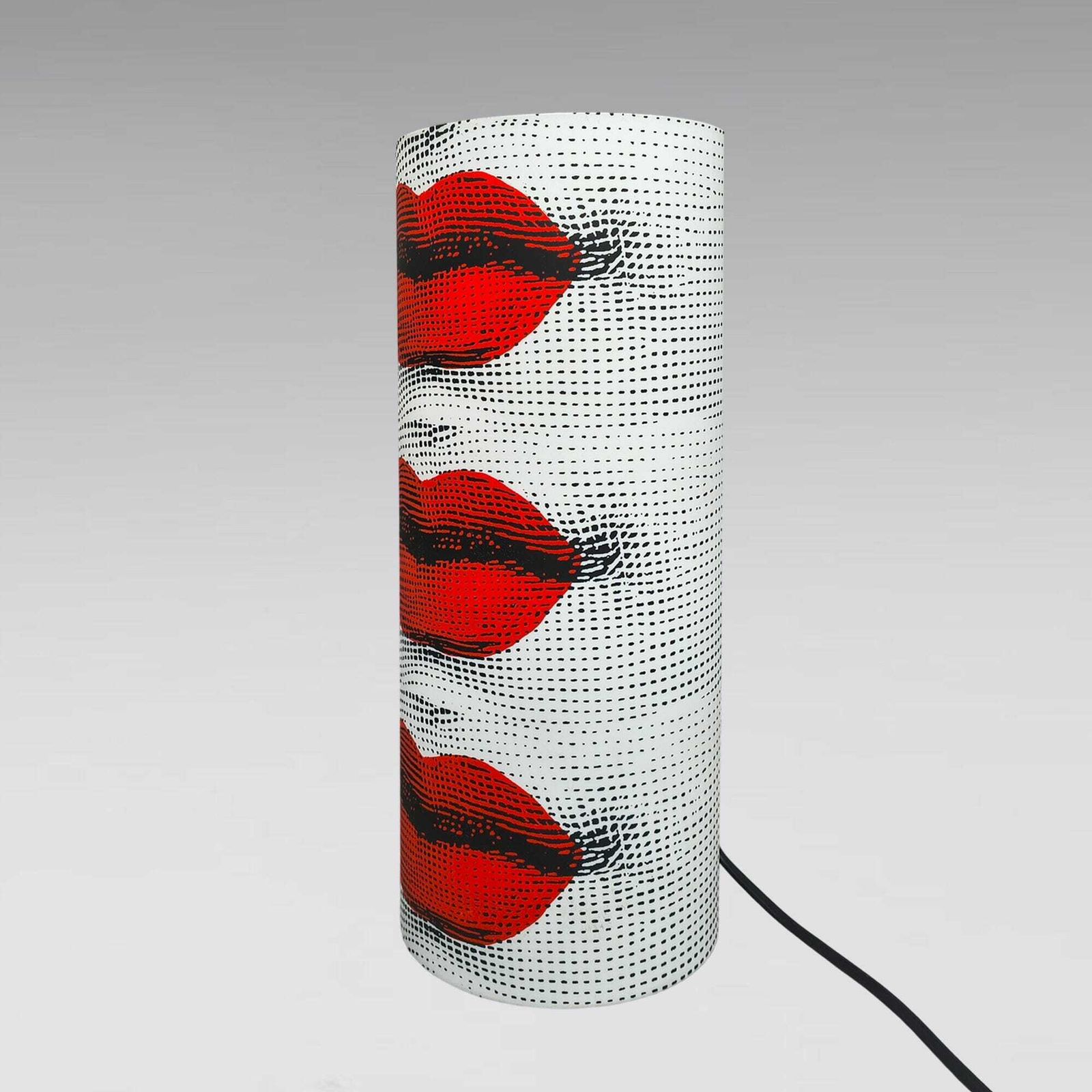 1990s Piero Fornasetti "Kisses" Table Lamp For Antonangeli, Follia Pratica Collection. photo 681.0