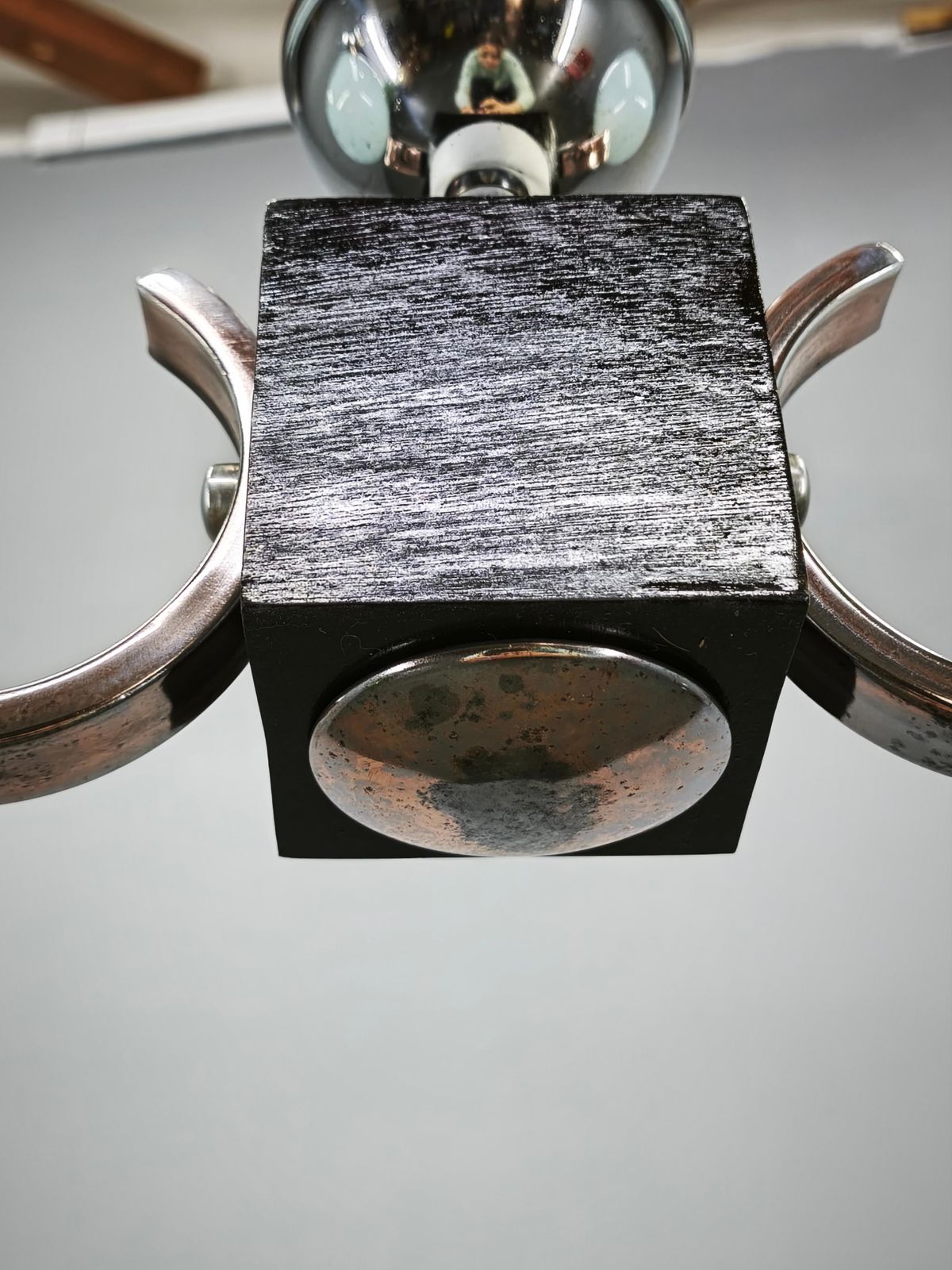photo furniture Art Deco Chromen Hanglamp met Opaalglaskapjes, Tsjecho-Slowakije, jaren 1930