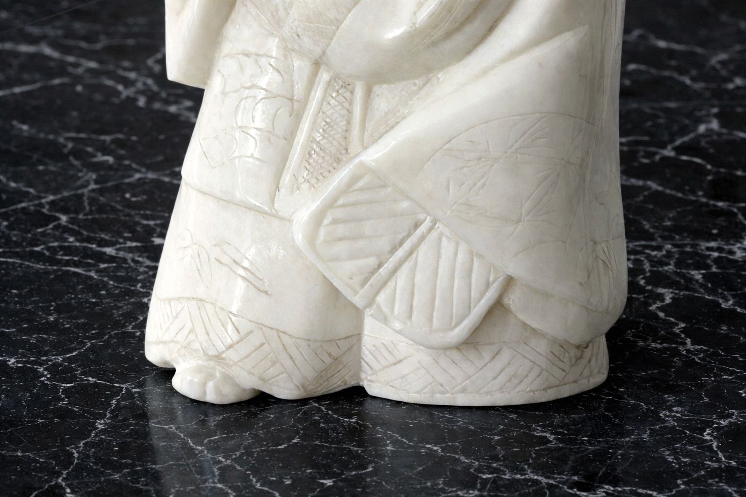Set van drie netsuke-sculpturen – Draaiend gezicht – Japan, Meiji-periode (1868–1912) photo vintage
