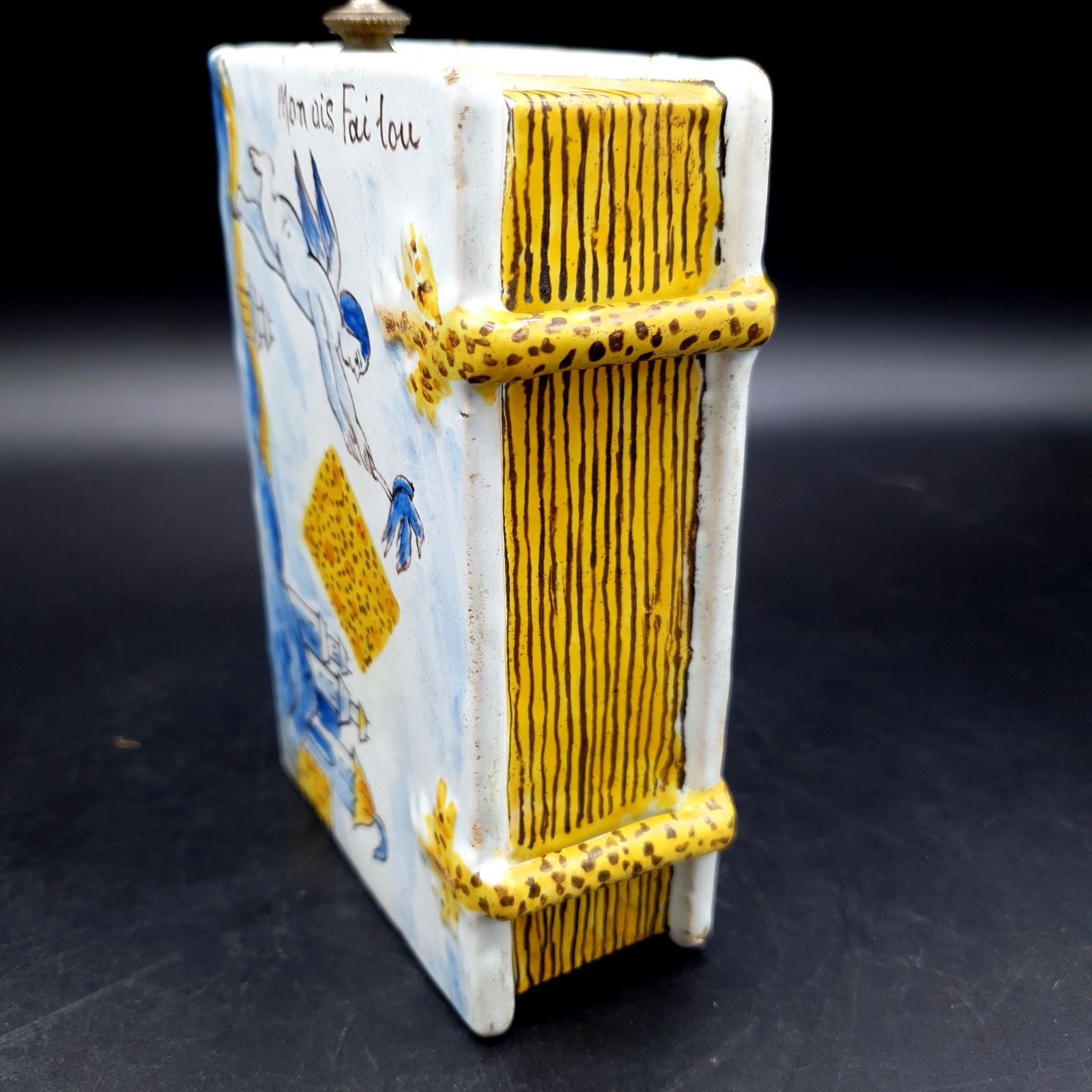 Antiek Frans faience boekvormige handwarmer (Secouette) toegeschreven aan Nevers photo furniture