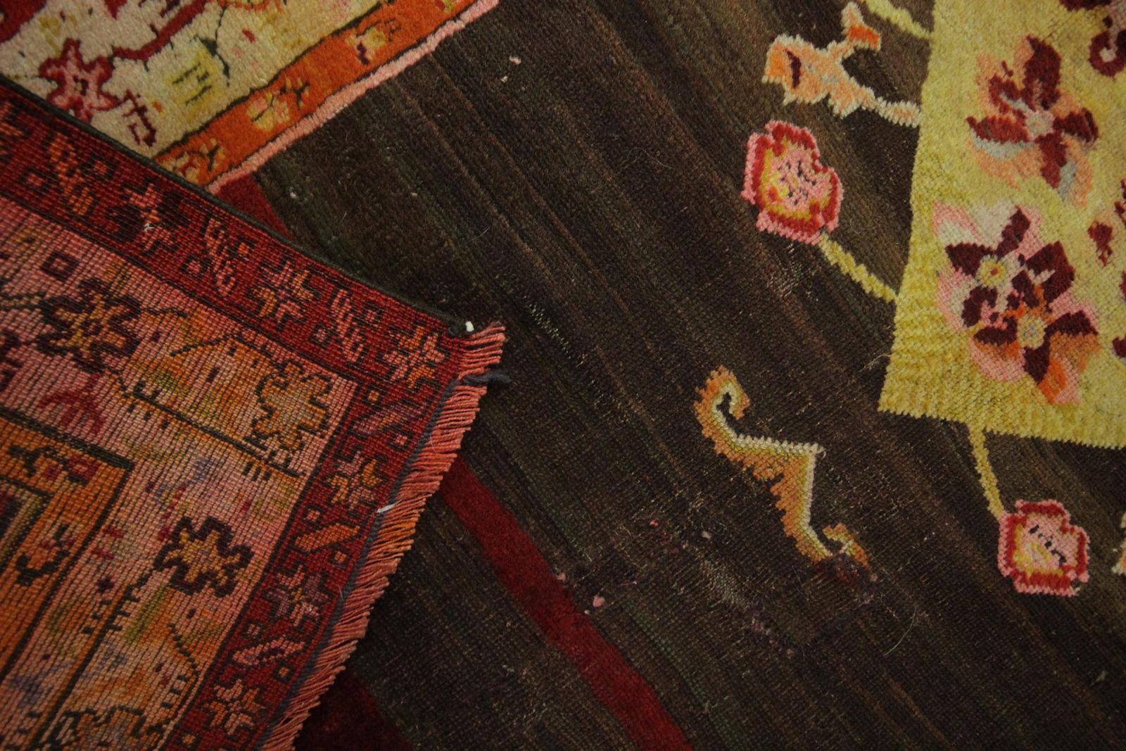 Antique Rug, Handmade Carpet Central Medallion Oriental Living Room Rugs Sale photo vinterior