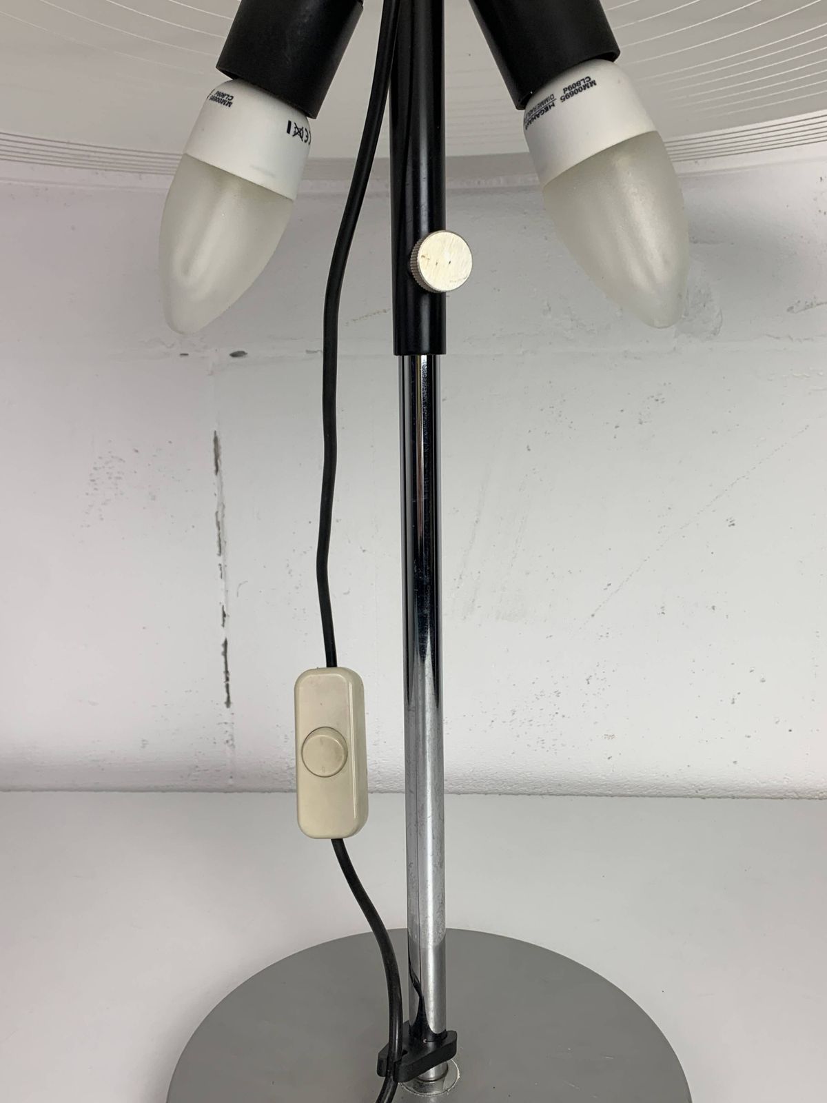 Grande lampe de table ou de bureau réglable, design néerlandais Space Age, par Harco Loor, 1 photo Luminaires