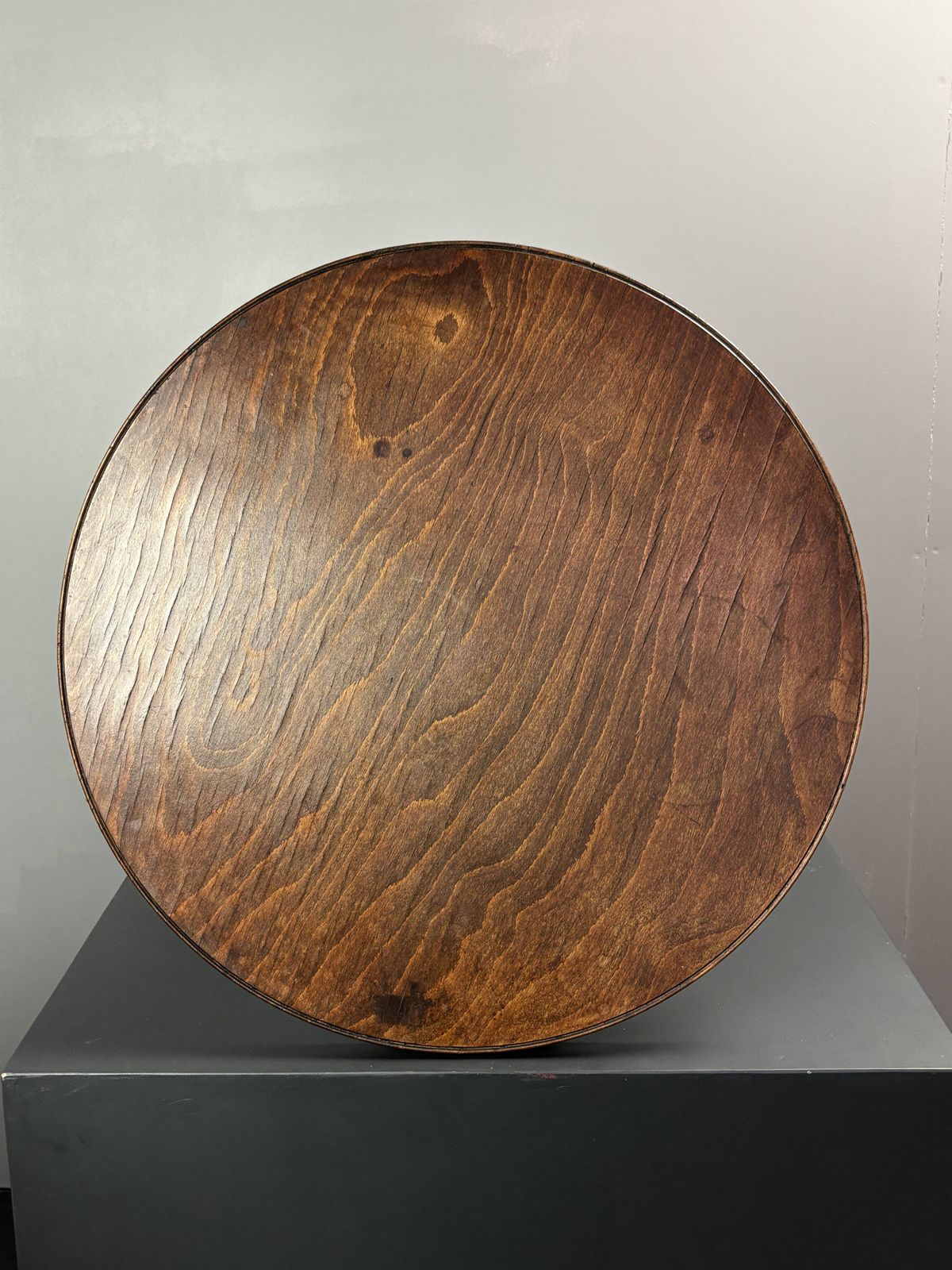 Table d'appoint mid-century brutaliste en bois à pieds tournés, dans le style de Charles Dudouyt photo buy