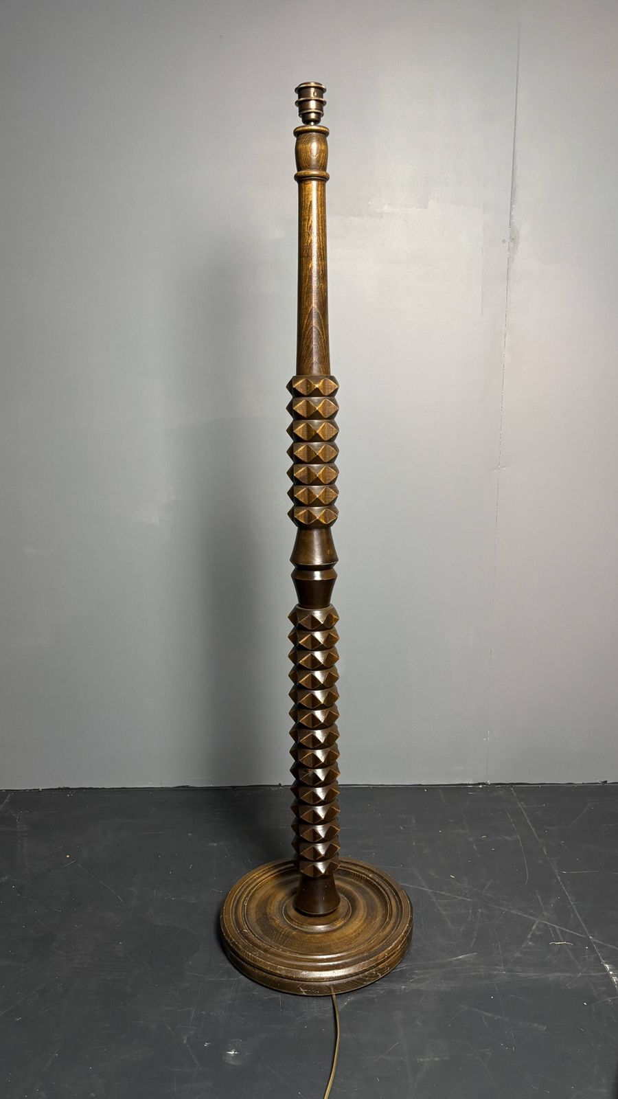 Lampadaire Brutalist mid-century dans le style de Charles Dudouyt, années 1950 photo furniture