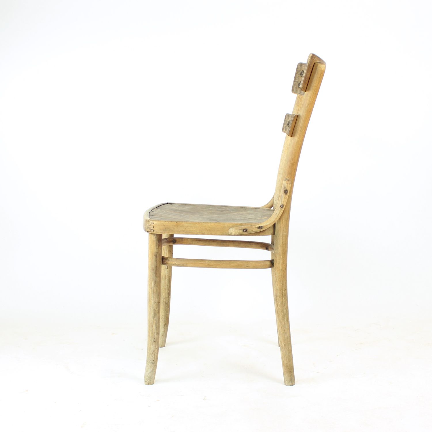 Vintage Bentwood Bistro-stoelen van Thonet, jaren 1920 photo for sale