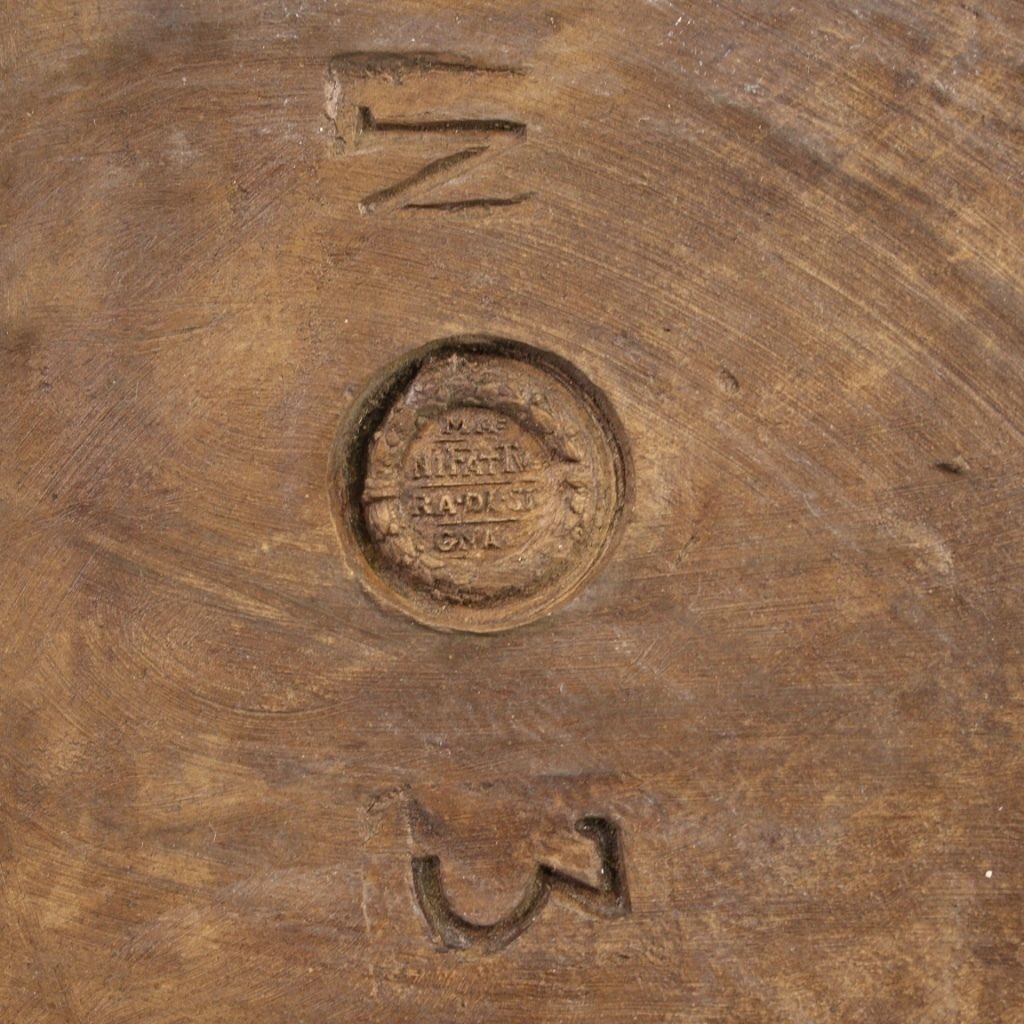 Bas-relief en terre cuite Terra di Signa, estampillé et numéroté photo vintage