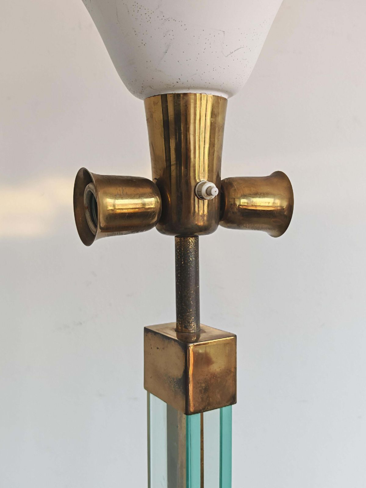 Lighting Mid Century Modern Floor Lamp In Glass And Brass Attr. To Fontana Arte photo