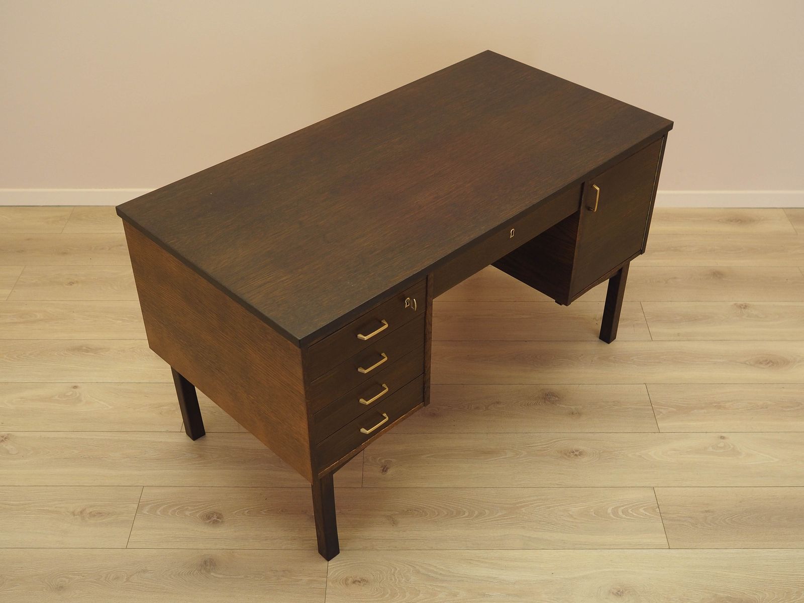 Eiken bureau, Deens design, jaren 1970, gemaakt in Denemarken photo vintage