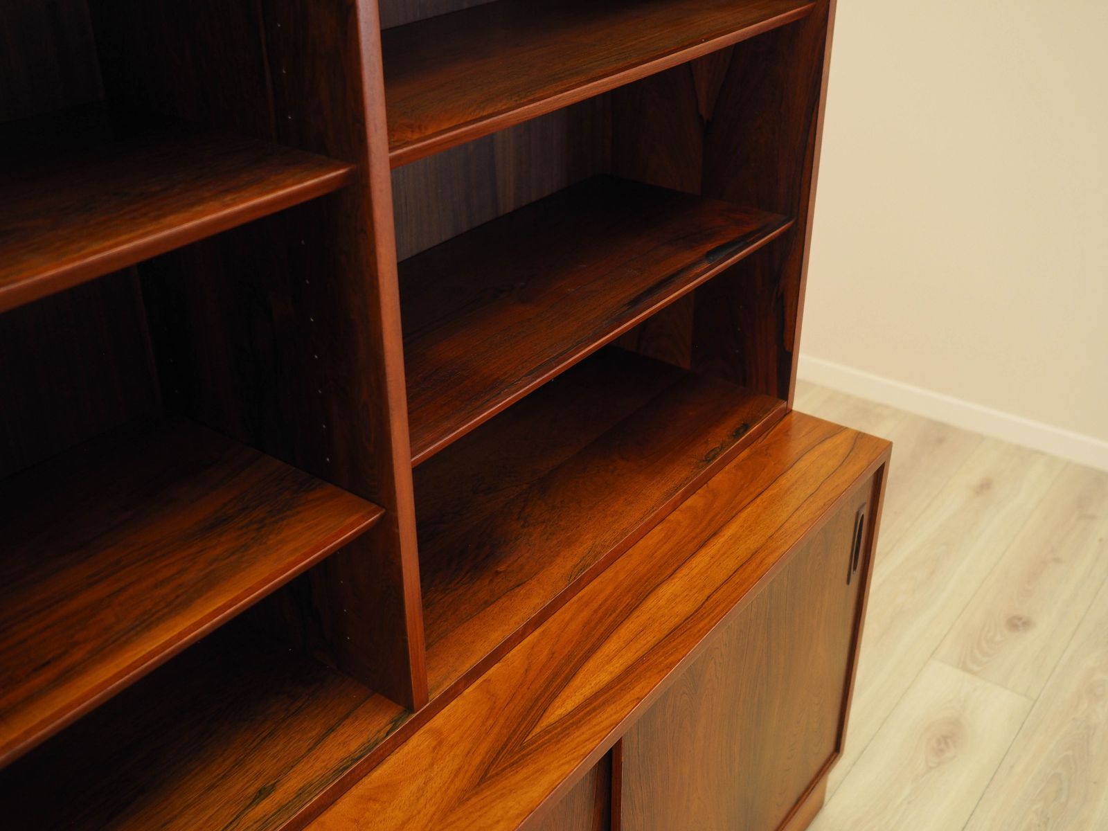 photo vinterior Vintage boekenkast, Deens design, jaren 1970, geproduceerd door Hundevad